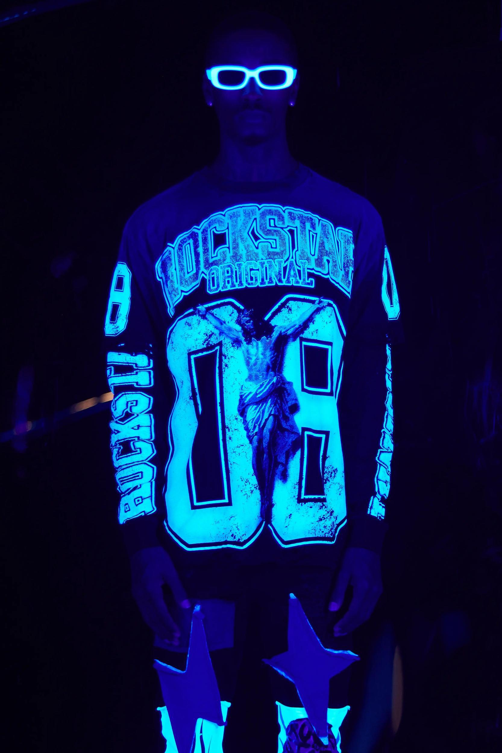 Fields Black/Blue Double Layer Long Sleeve Graphic T-Shirt Male Product Image