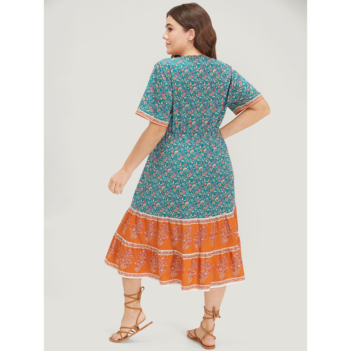 Plus Size Floral Print Button Detail Elastic Waist Patchwork Dress Emerald Women Vacation Gathered V-neck Short sleeve Curvy Midi Dress BloomChic 14-16/1X Product Image