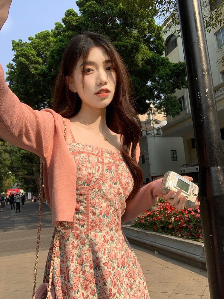 Spaghetti Strap Square Neck Floral Print Mini A-Line Dress / Plain Open Front Crop Cardigan Product Image