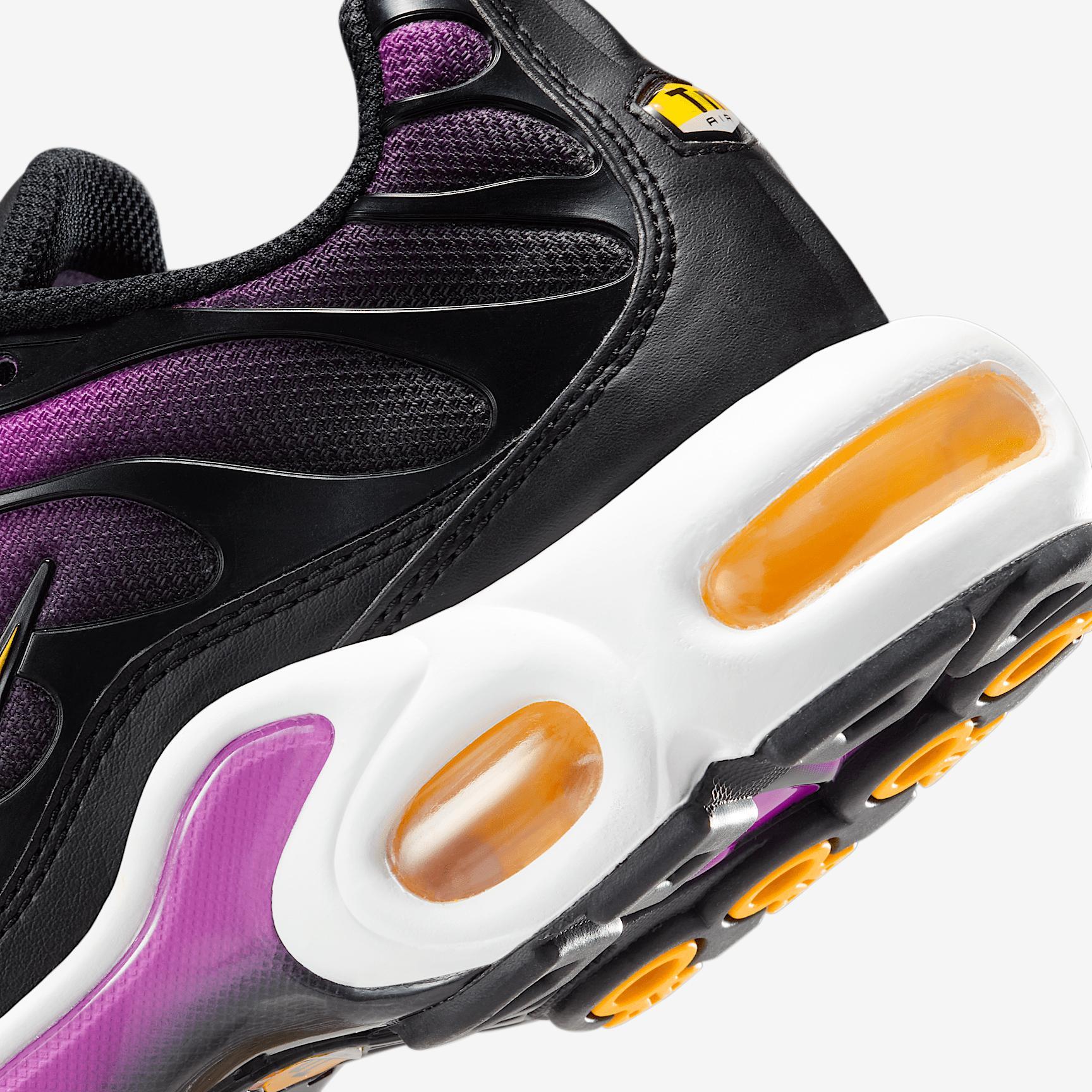 Nike Air Max Plus Women's Shoes Product Image