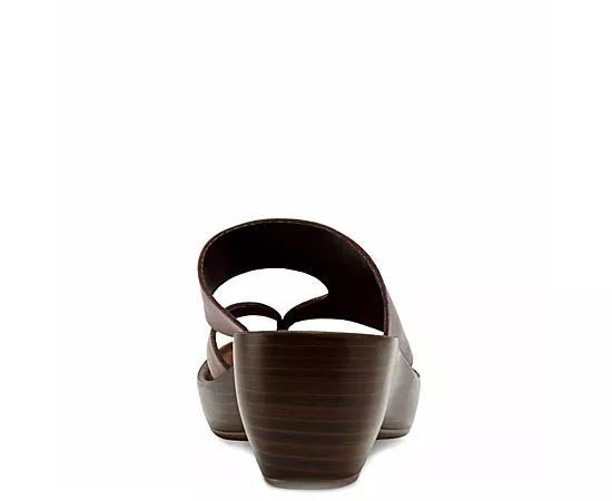 Eastland Laurel Womens Leather Thong Sandals Product Image