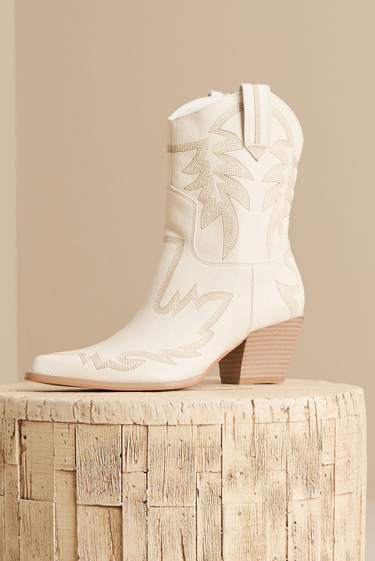 Scarlett Western Boots Product Image