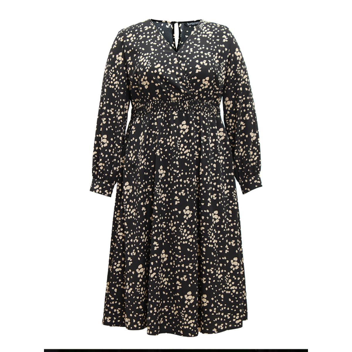 Plus Size Graphic Two Tone Shirred Surplice Neck Dress Black Women Elegant Printed V-neck Long Sleeve Curvy Midi Dress BloomChic 26/4X Product Image