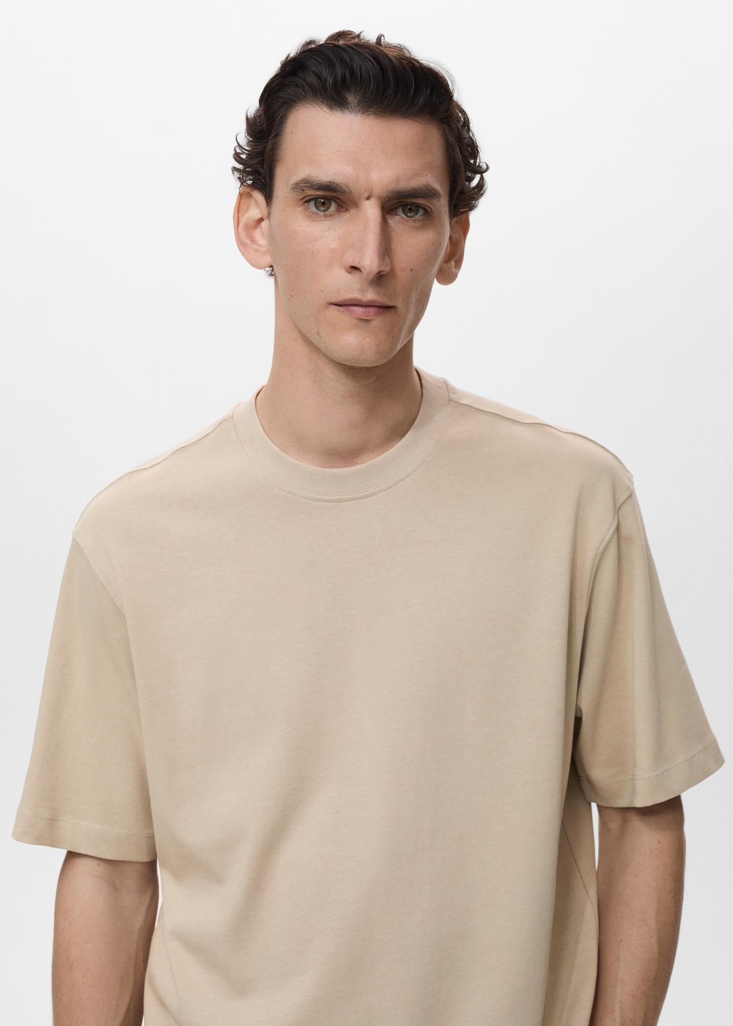 100% cotton relaxed-fit t-shirt - Men | MANGO USA Product Image