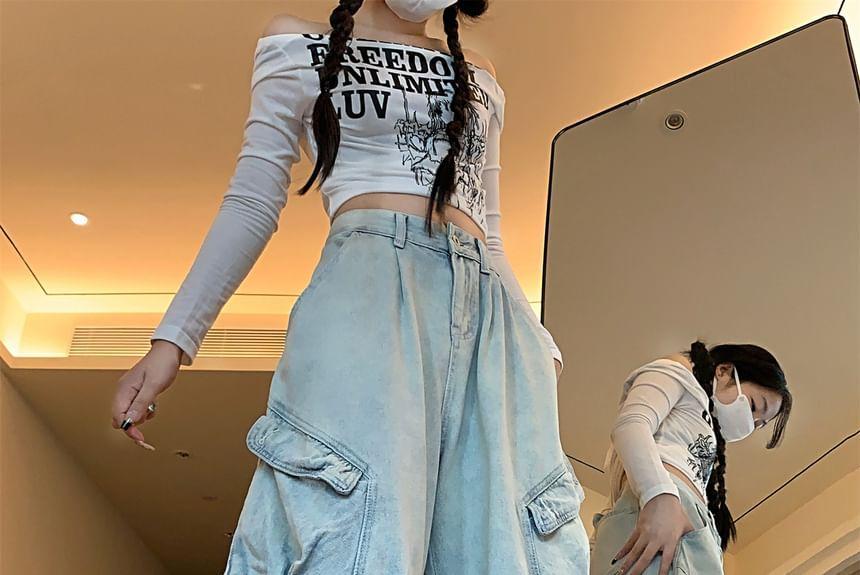 Mid Waist Washed Wide Leg Cargo Jeans Product Image