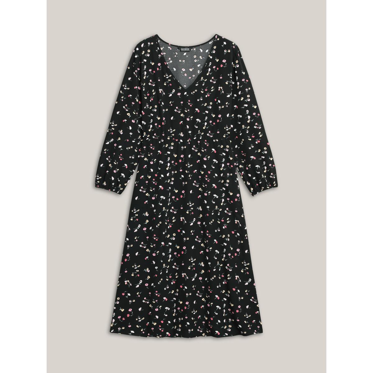 Plus Size Floral Print V-Neck Waist-Defined Midi Dress BlackFlower Women Elegant Non V-neck Long Sleeve Curvy BloomChic 30/6X Product Image