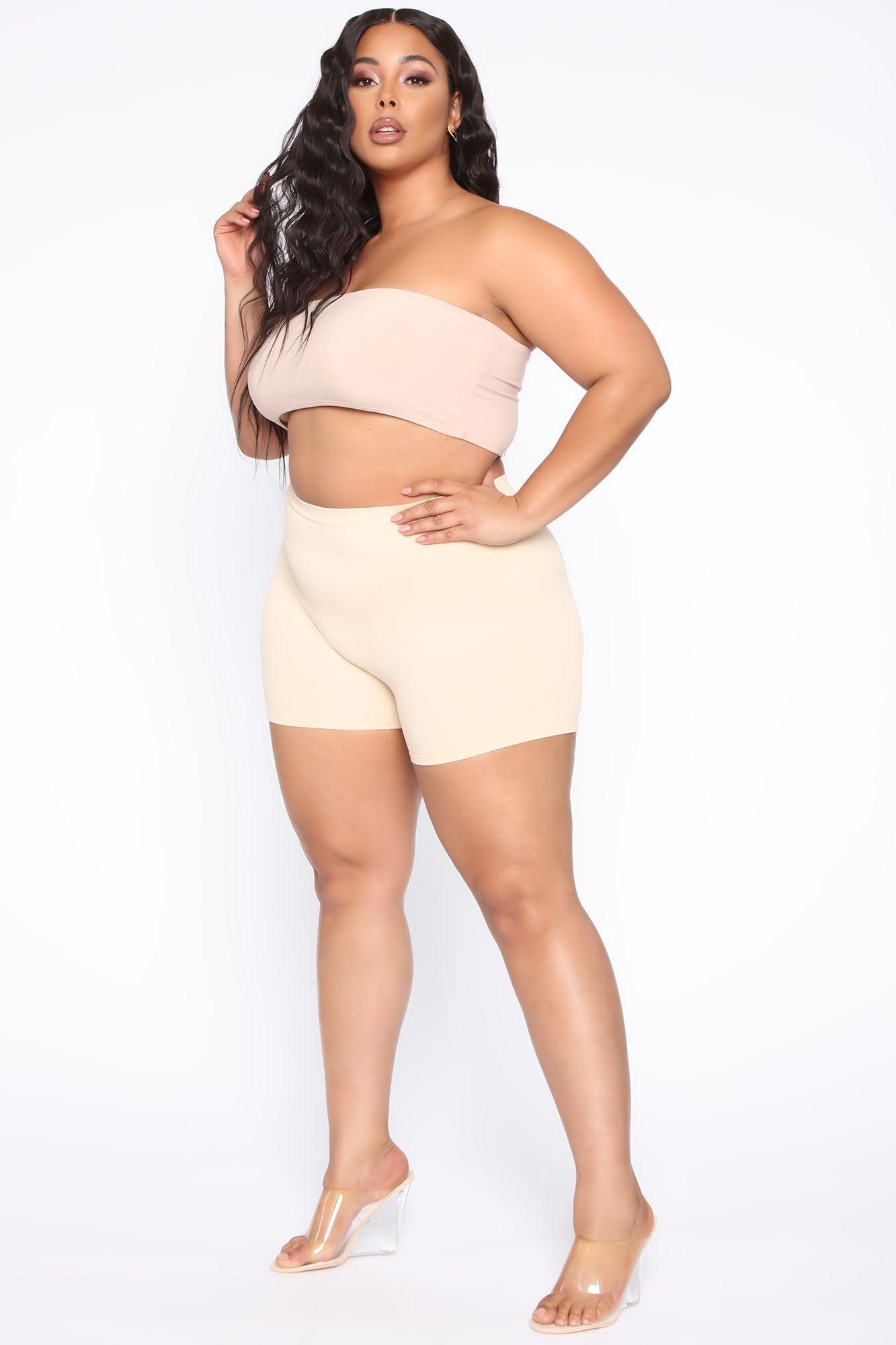 Uncomplicated Seamless Shorts - Nude Product Image