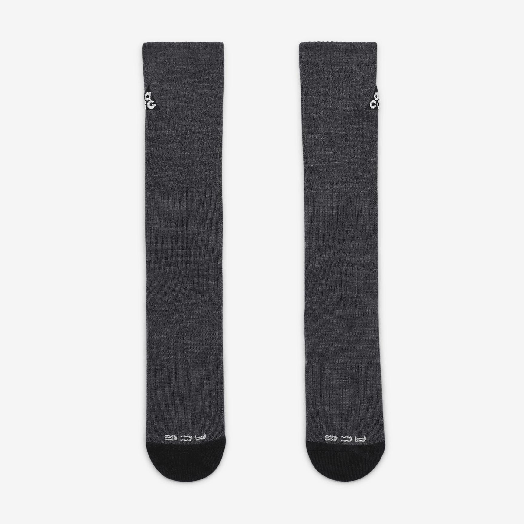 Nike ACG Everyday Cushioned Crew Socks (1 Pair) Product Image