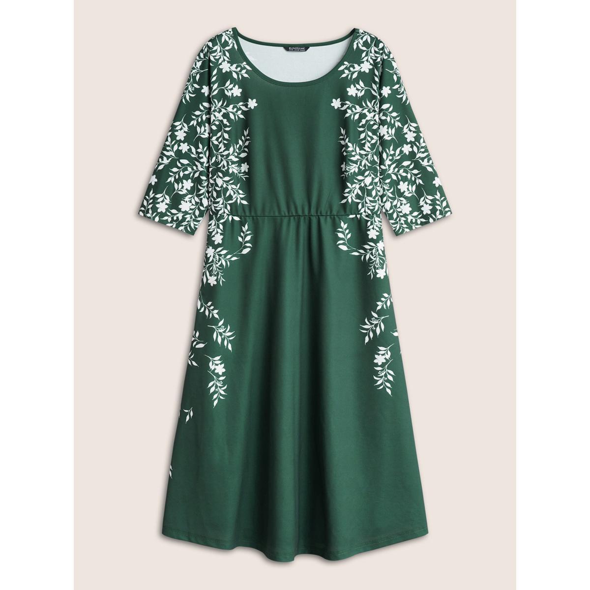 Plus Size Silhouette Floral Print Pocket Elastic Waist Dress Green Women Elegant Non Round Neck Elbow-length sleeve Curvy Midi Dress BloomChic 12/L Product Image