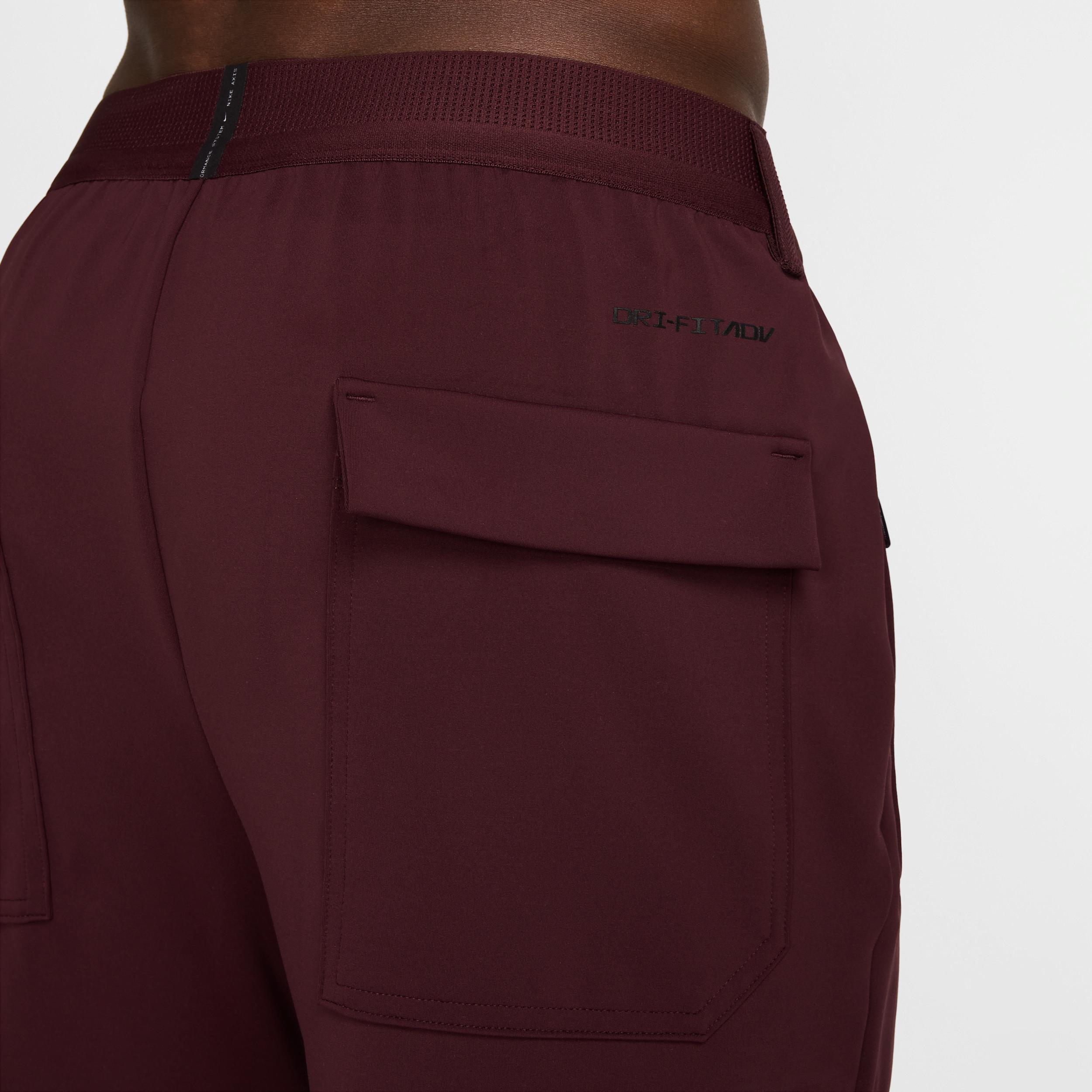 Nike Men's A.P.S. Dri-FIT ADV Stealth Versatile Pants Product Image