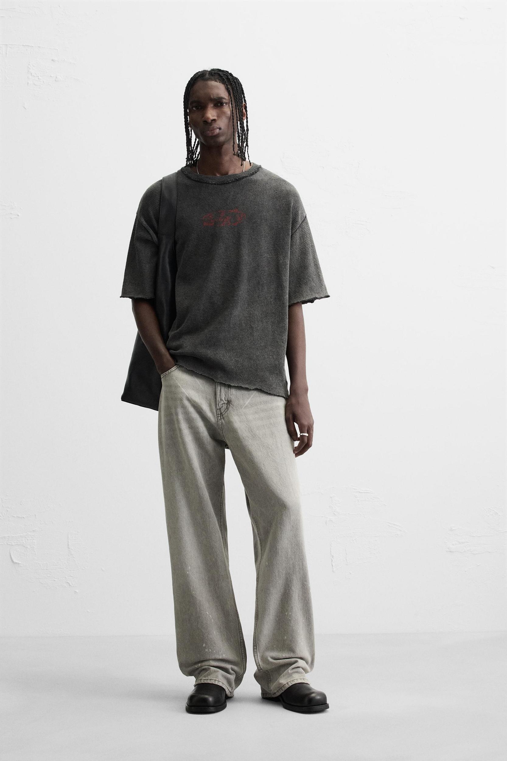 WASHED KNIT PRINT T-SHIRT Product Image