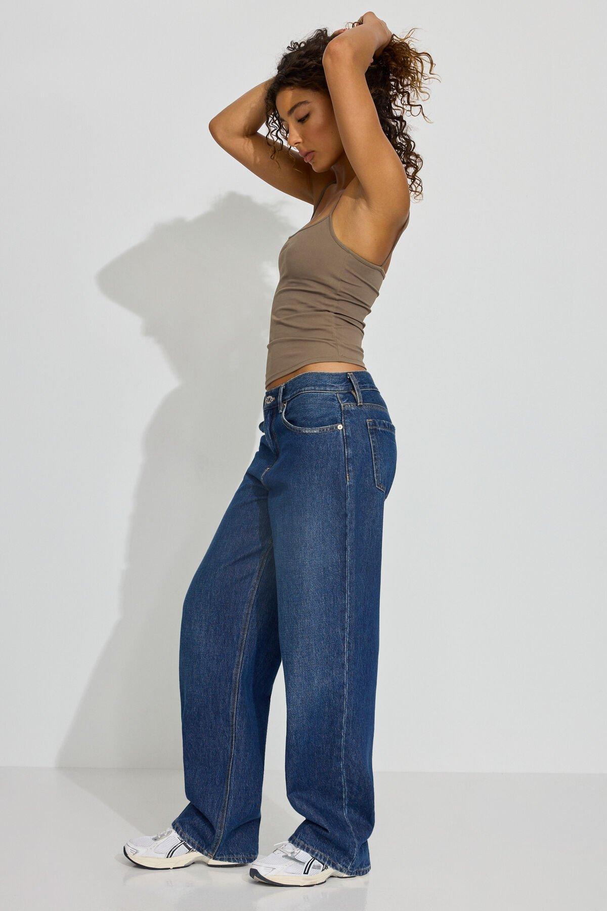Low Rise Baggy Jeans Product Image