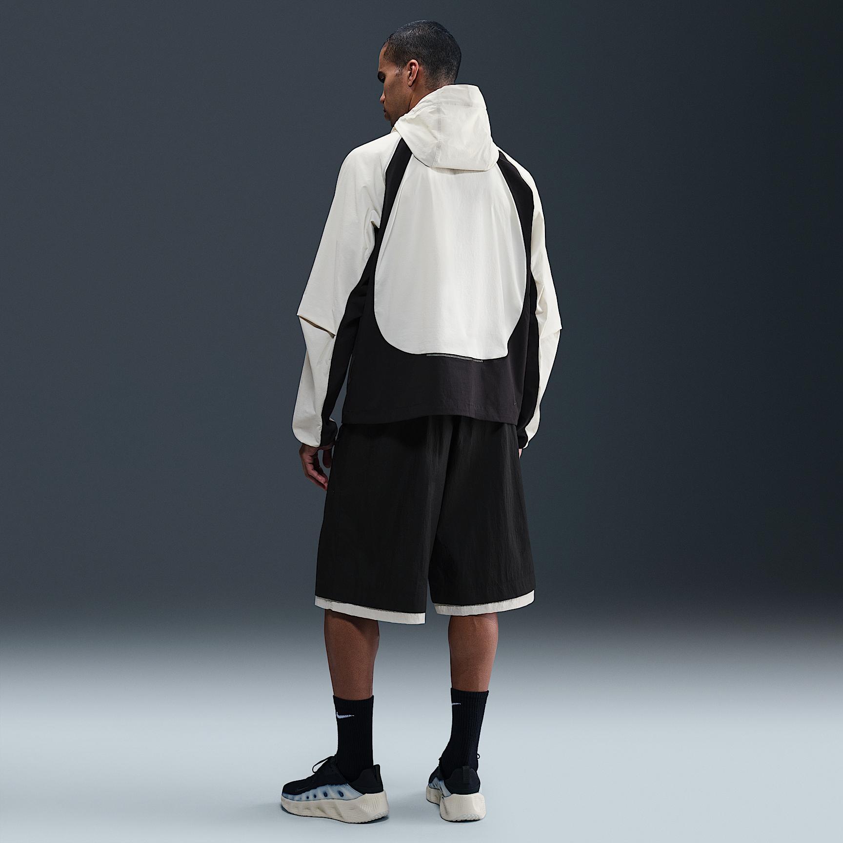 Nike Tech Men's Dri-FIT Woven Color-Block Windrunner Loose Jacket Product Image