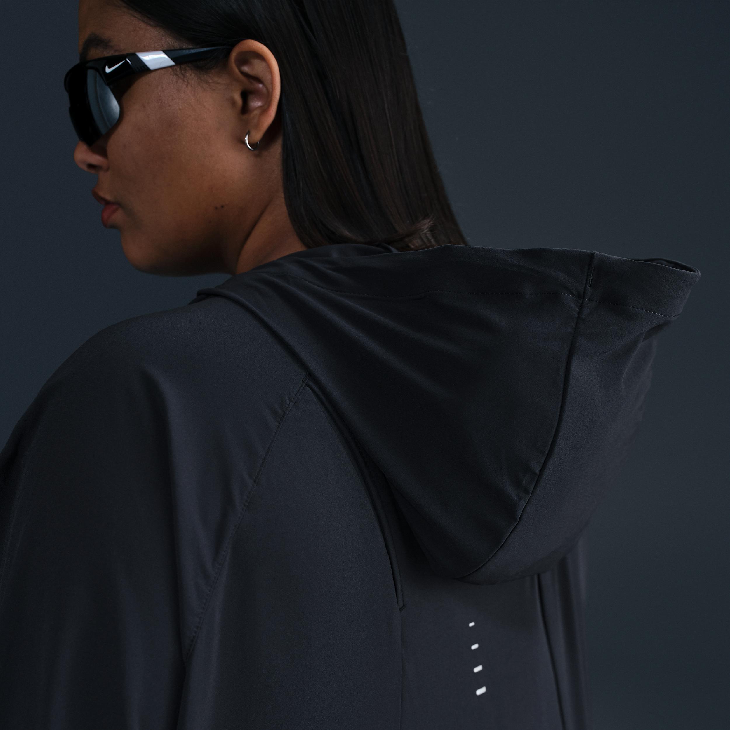 Nike Women's Swift Repel Packable Running Jacket (Plus Size) Product Image