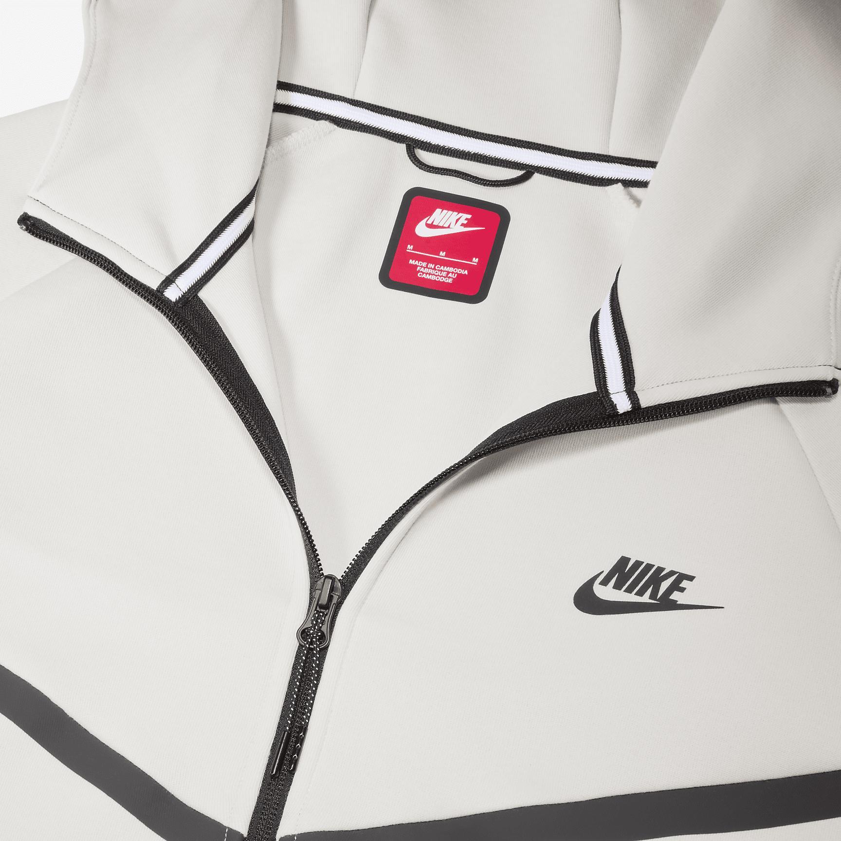 Nike Tech Men's Fleece Windrunner Full-Zip Jacket Product Image