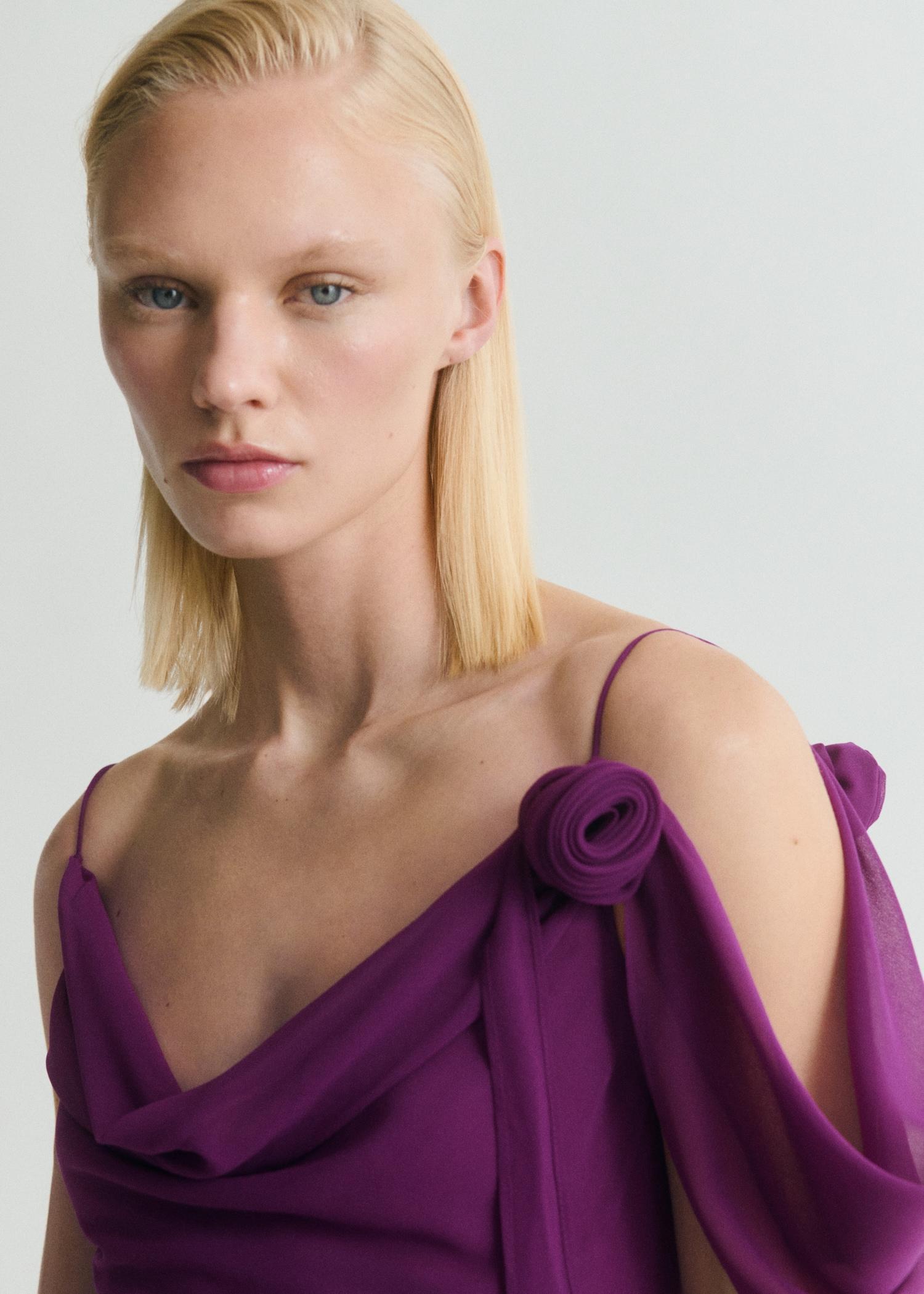 Draped dress with flower detail - Women | MANGO USA Product Image