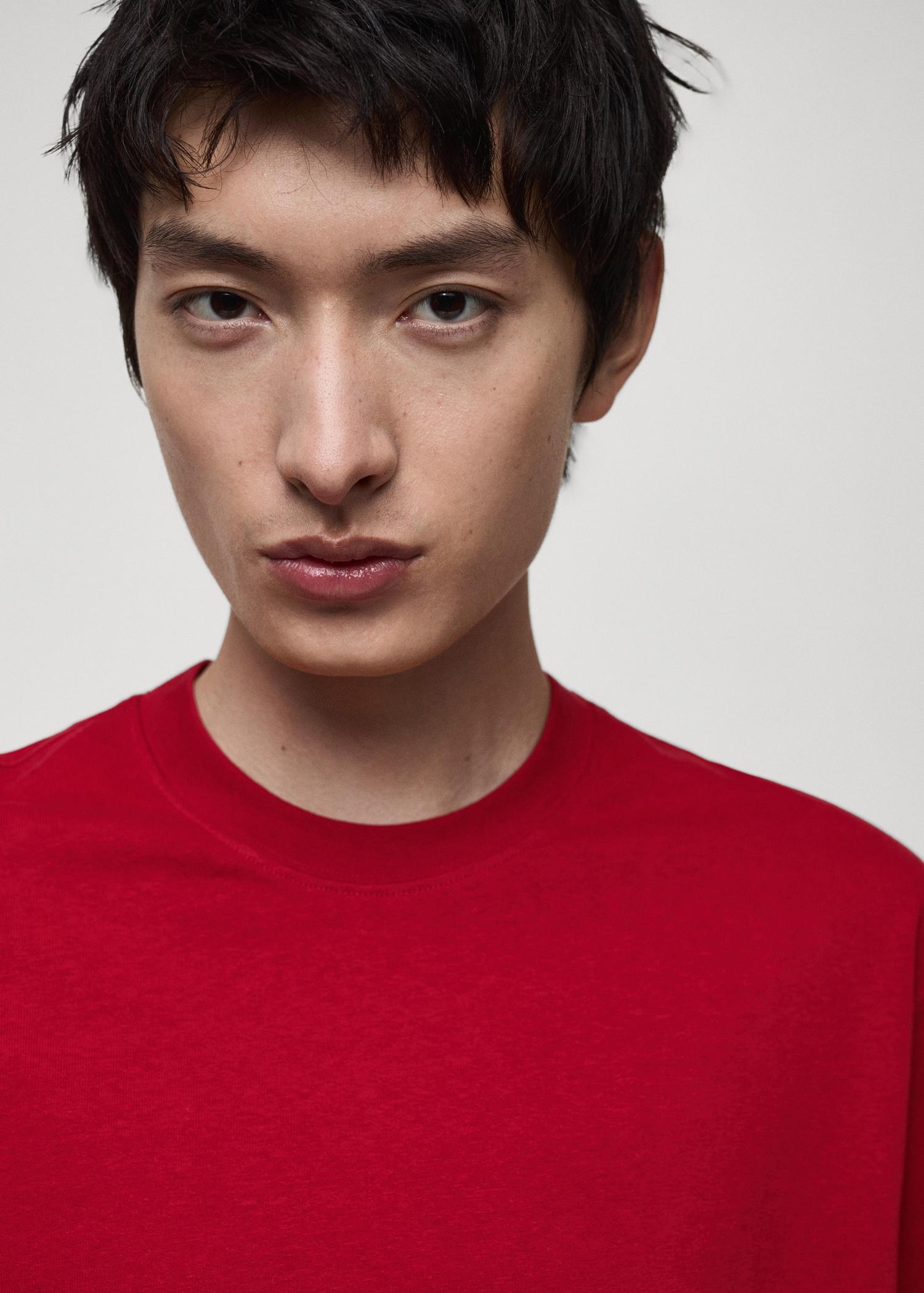 100% cotton t-shirt with printed text - Men | MANGO USA Product Image