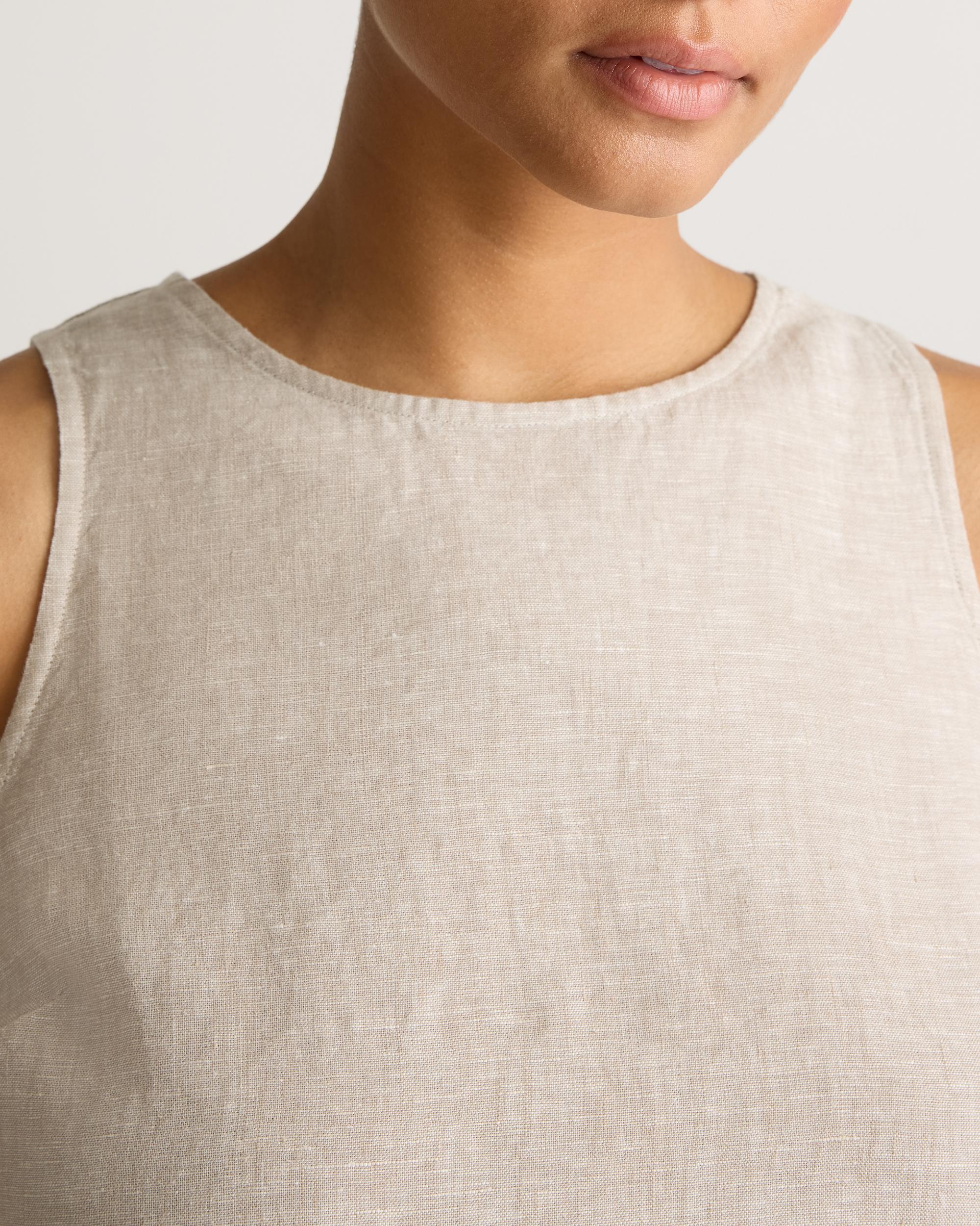 100% European Linen Cropped Tank Product Image