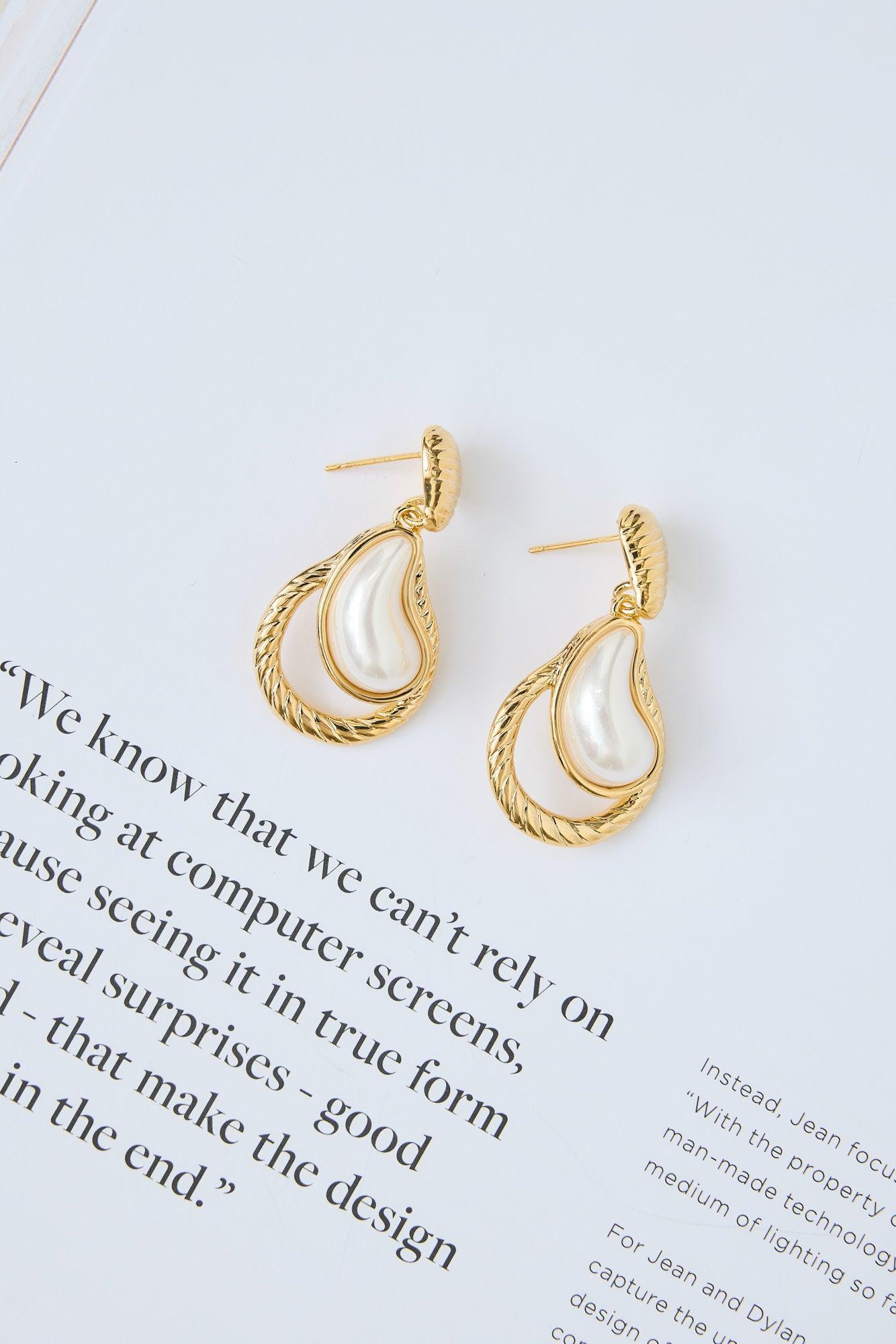 18k Gold Plated Coastal Escape Earrings Gold Product Image