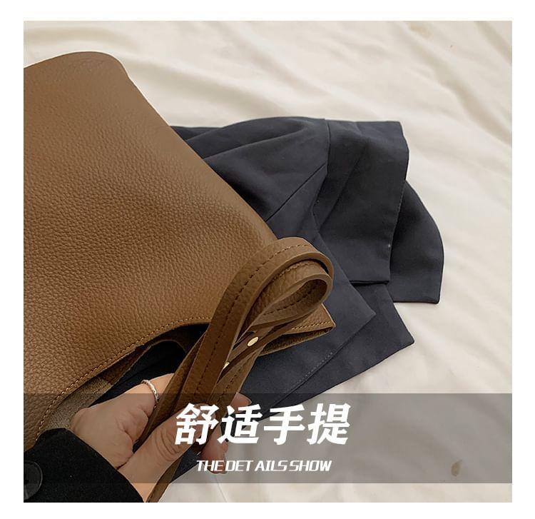 Faux Leather Tote Bag / Bag Charm / Set Product Image