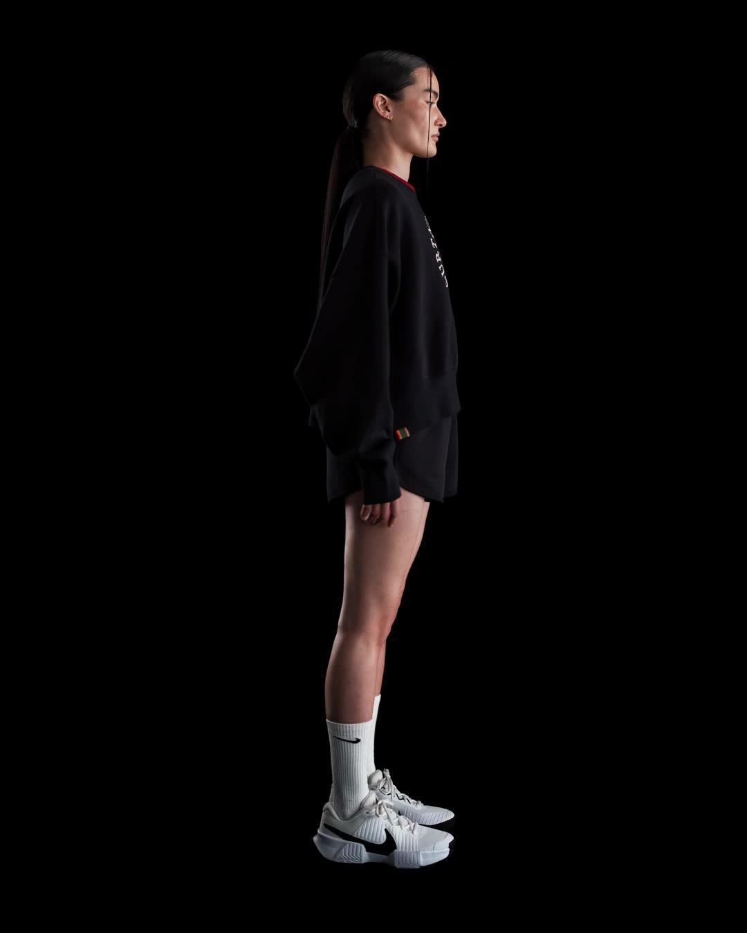 Nike Women's Court Heritage Mid-Rise Fleece Tennis Shorts Product Image