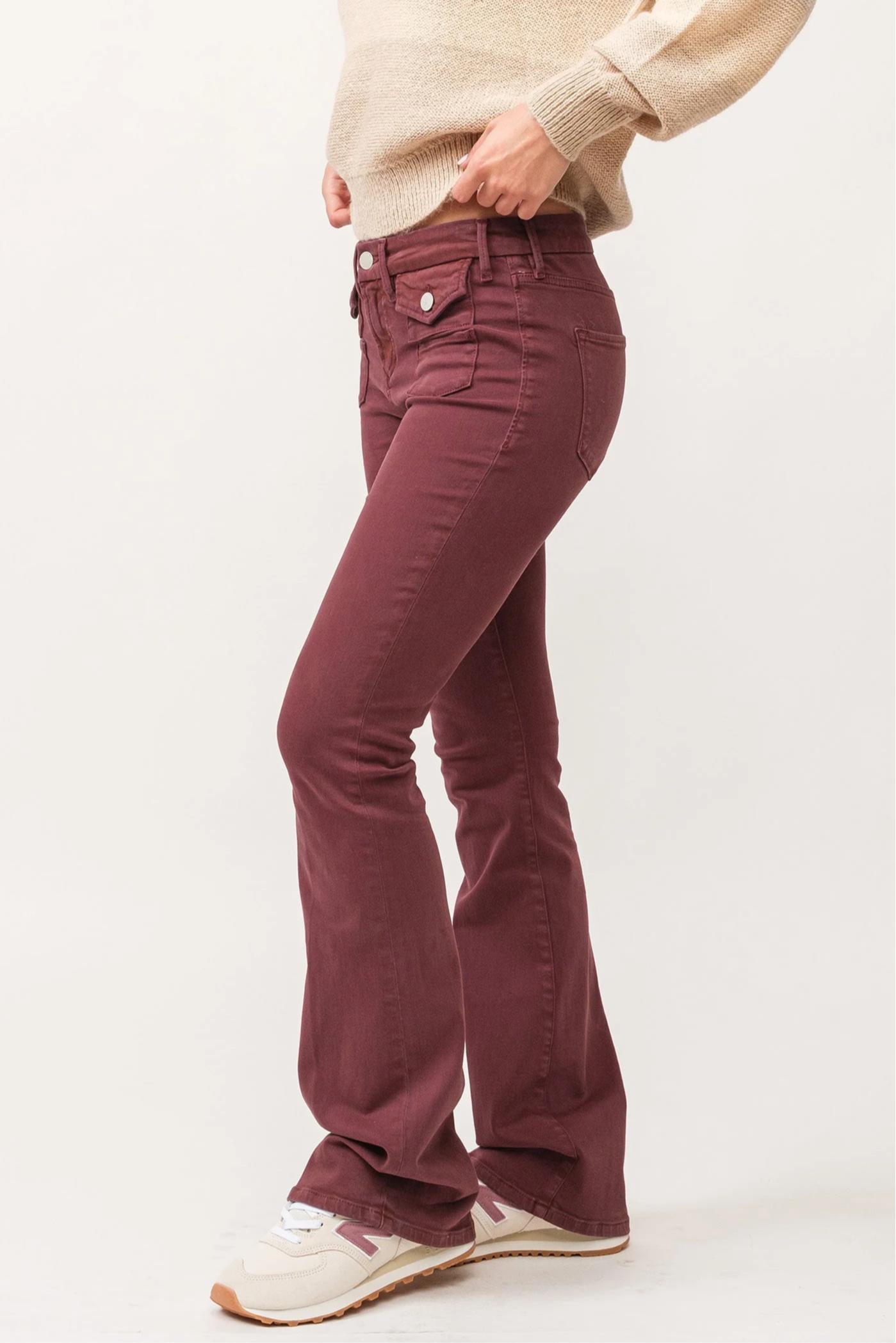 JAXTYN MID RISE CLEAN HEM BOOTCUT Product Image