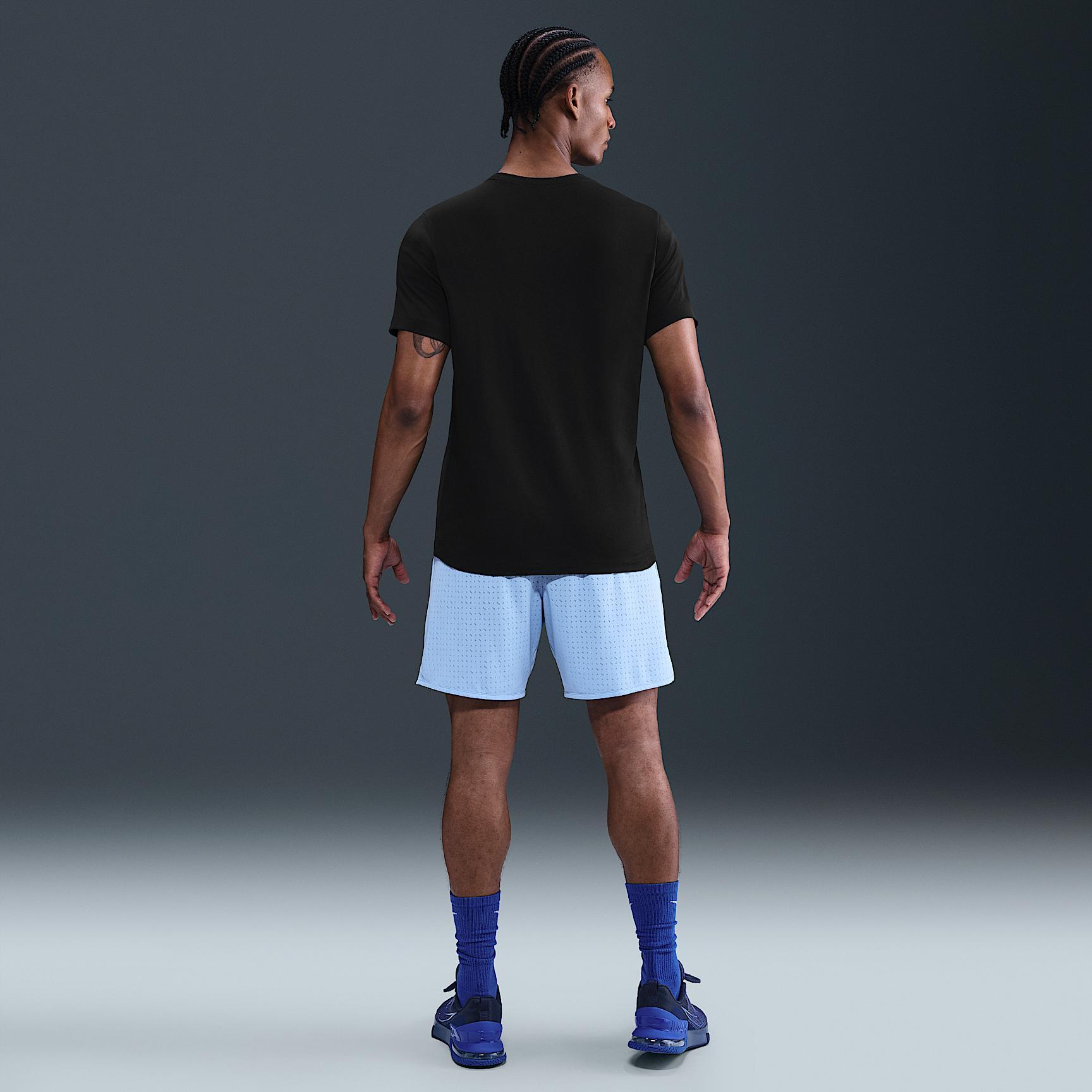 Nike Men's Dri-FIT Training T-Shirt Product Image