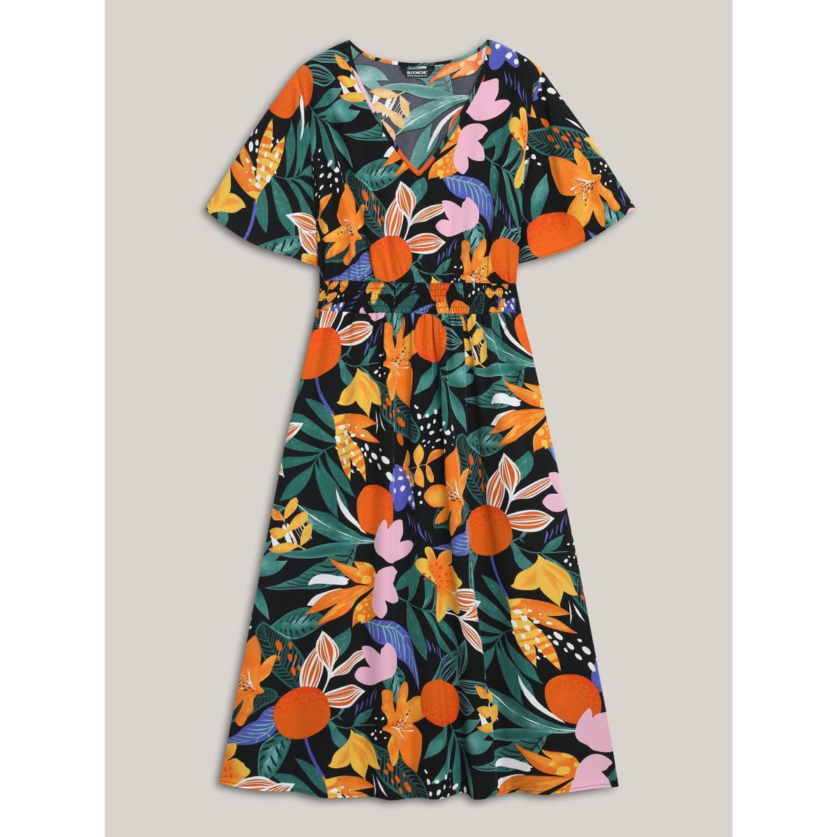 Plus Size Tropical Floral Print Shirred Pockets Midi Dress Black Women V-neck Short sleeve Curvy BloomChic 22-24/3X Product Image