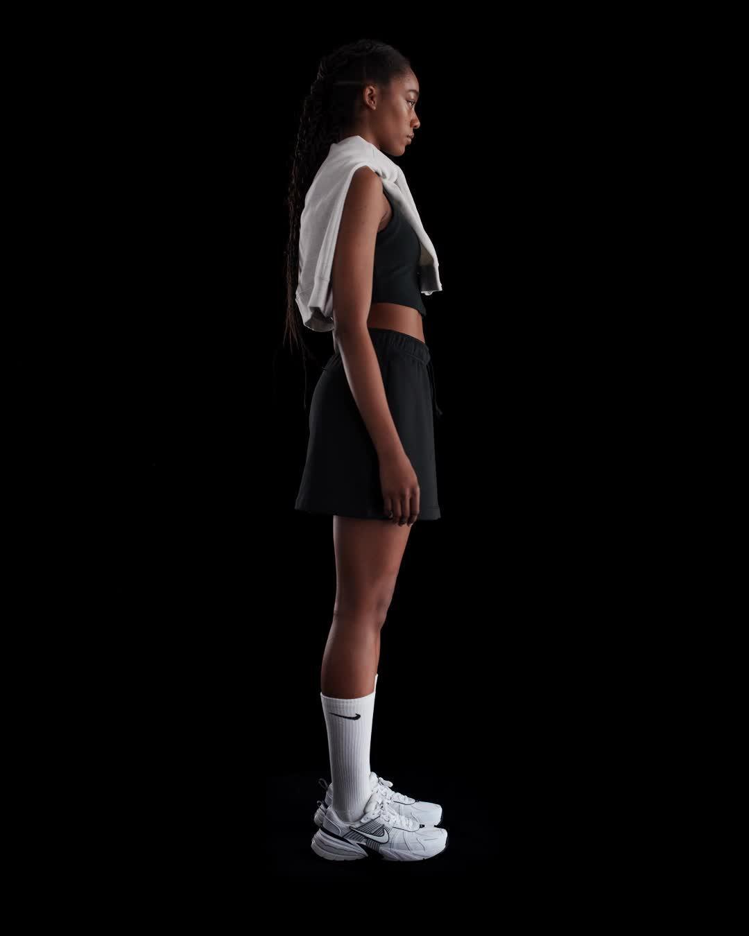 Women's Nike Sportswear Club Fleece Mid-Rise Skirt Product Image