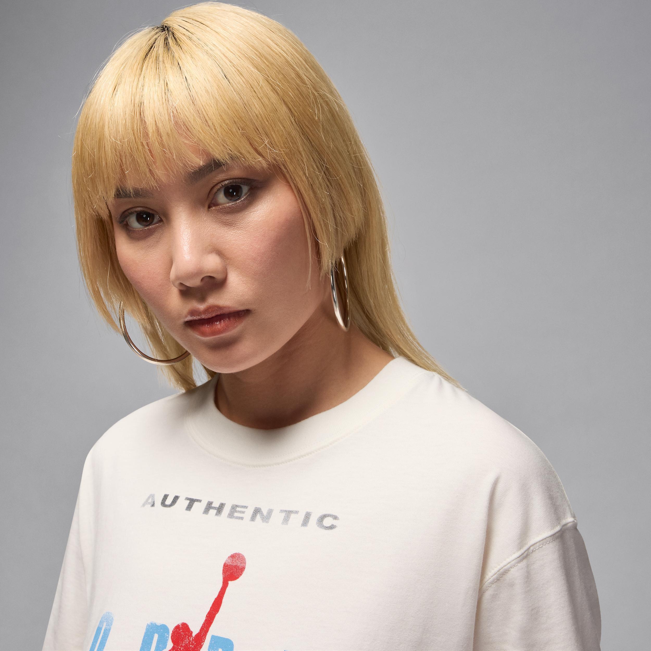 Women's Jordan Flight Graphic T-Shirt Product Image