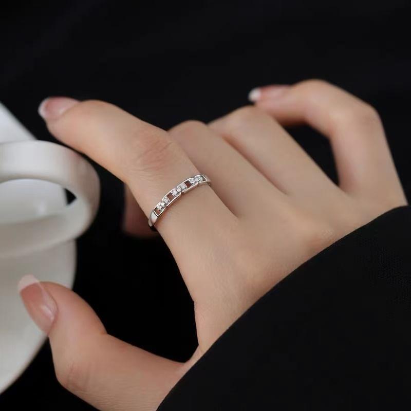 925 Sterling Silver Rhinestone Ring Product Image