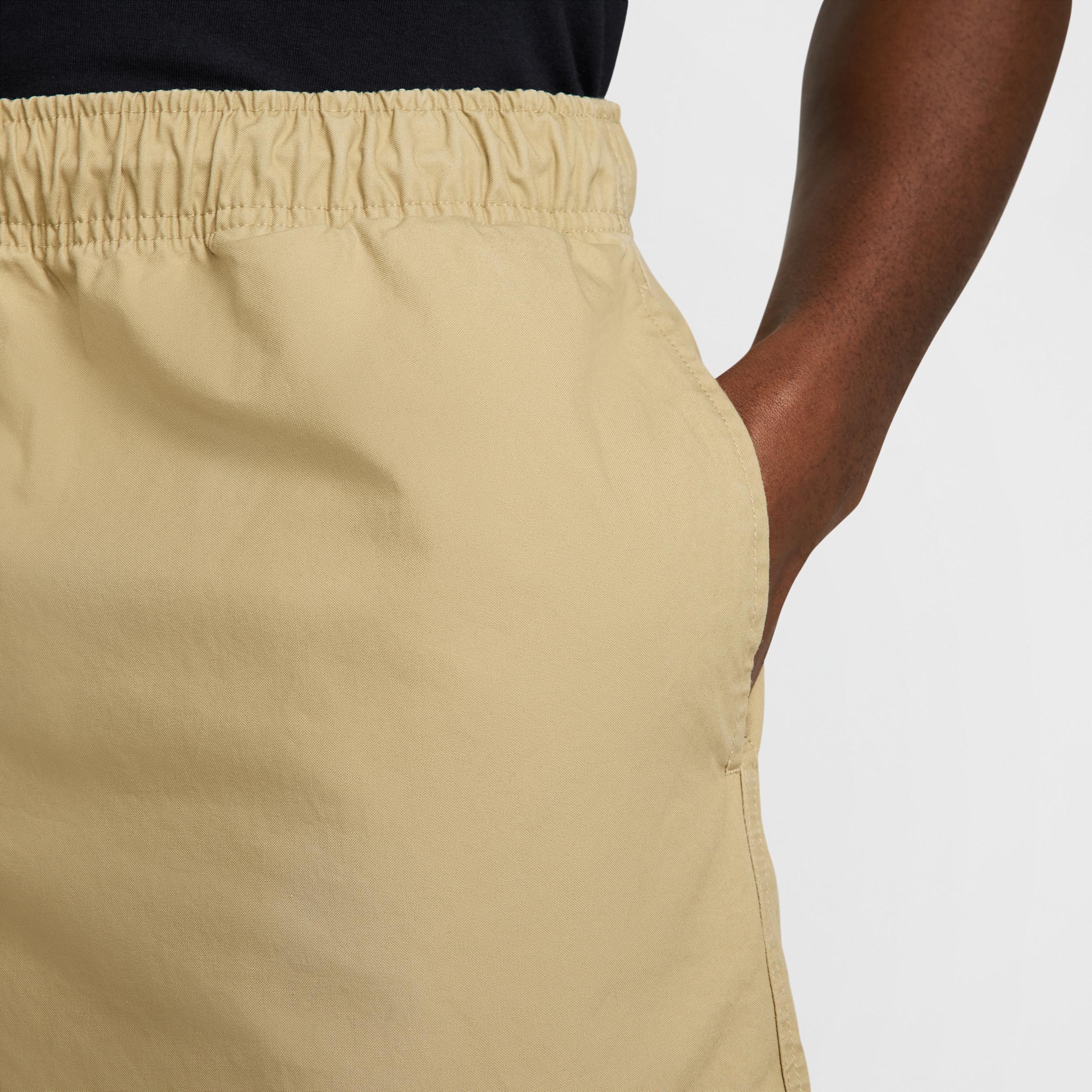 Nike Men's Club Flow Shorts Product Image