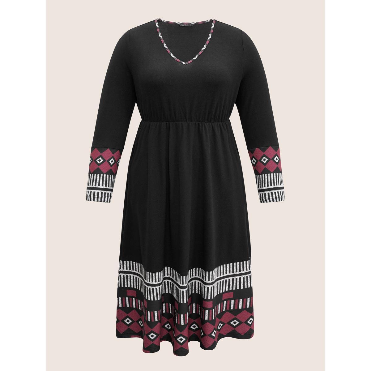 Plus Size Patchwork Geometric Pocket Elastic Waist Dress Black Women Office Gathered V-neck Long Sleeve Curvy Midi Dress BloomChic 12/L Product Image
