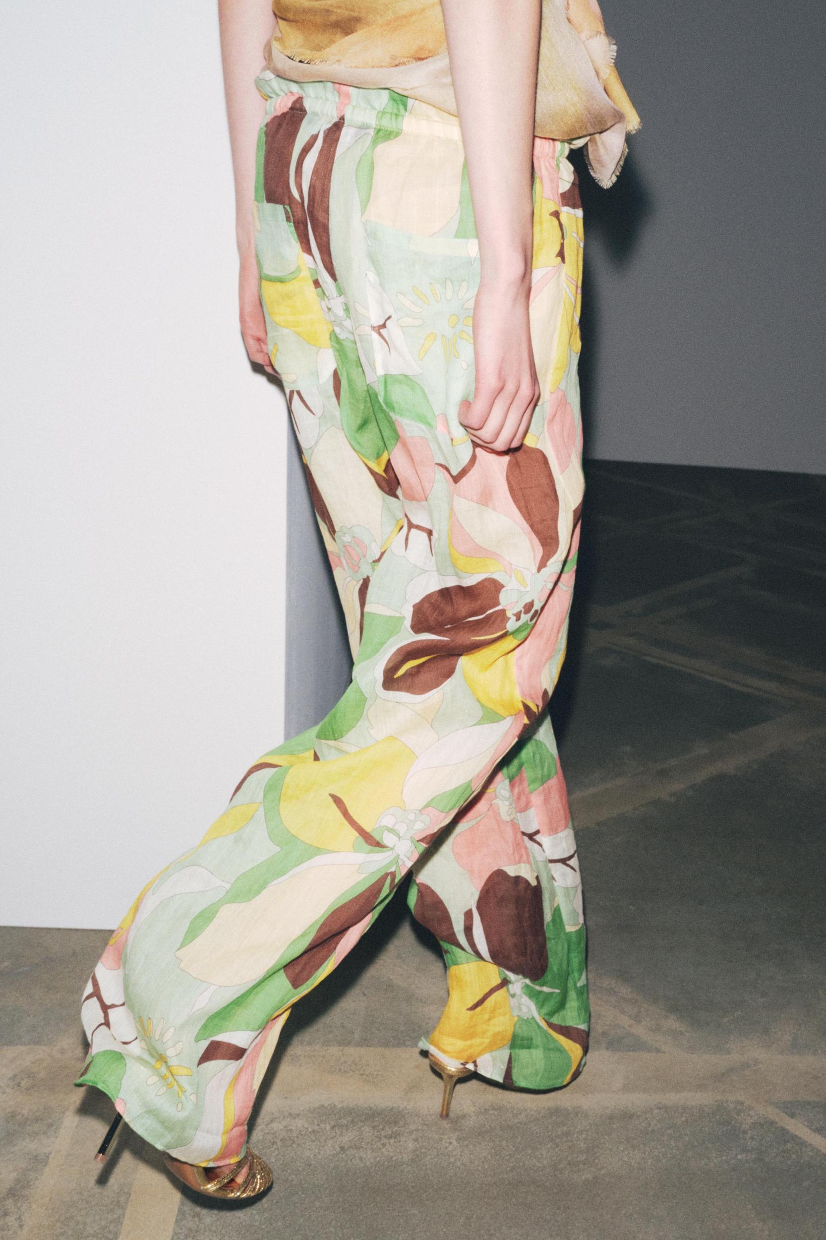 RAMIE FLORAL PRINT PANTS ZW COLLECTION Product Image