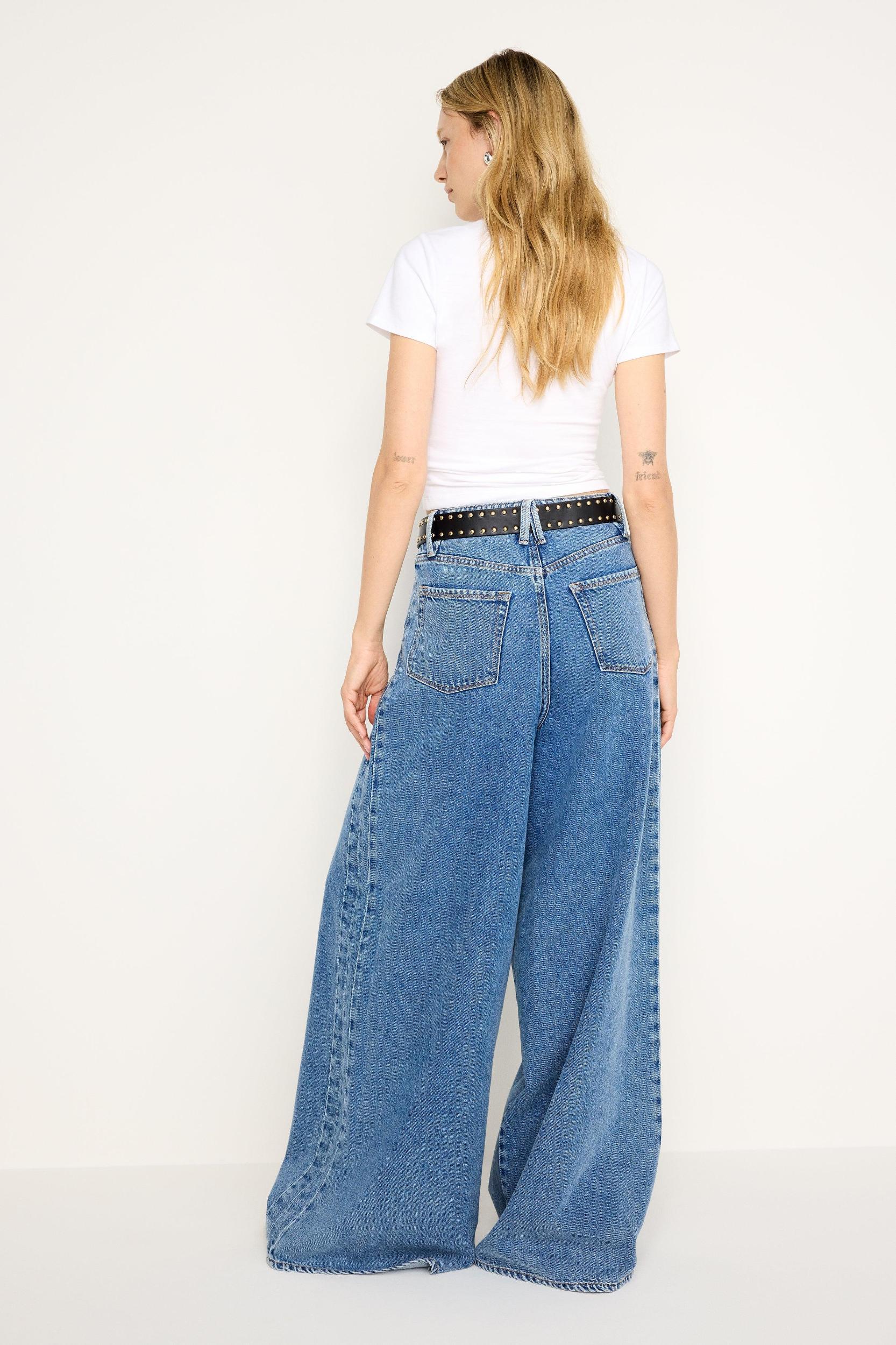 EXTREME WIDE JEANS | INDIGO682 Product Image
