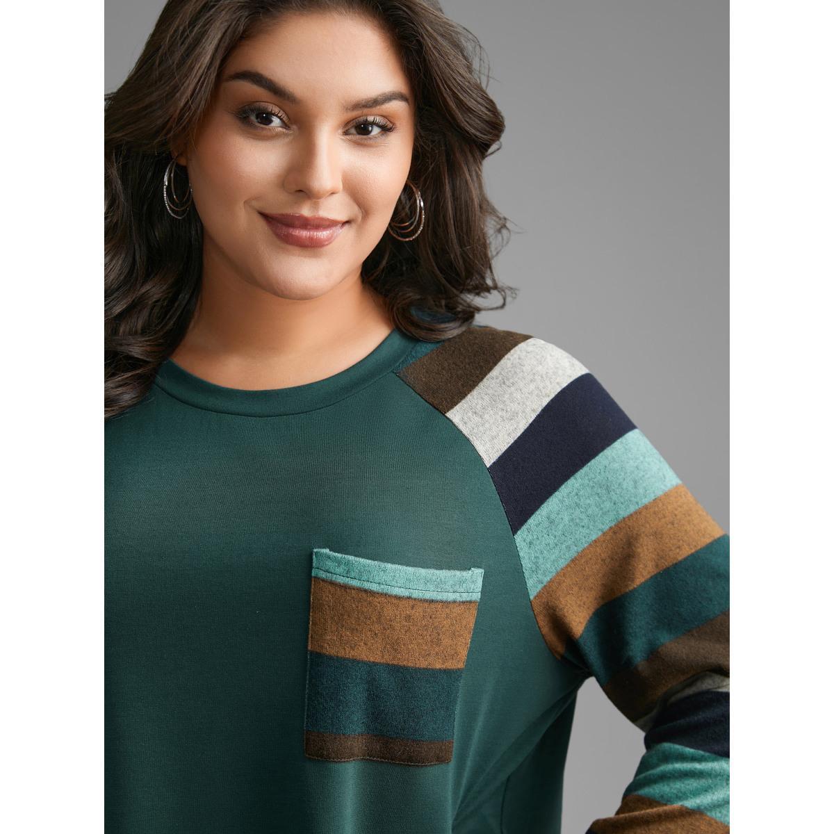 Plus Size Contrast Patched Pocket Raglan Sleeve Sweatshirt Women Cyan Casual Contrast Round Neck Everyday Sweatshirts BloomChic 30/6X Product Image