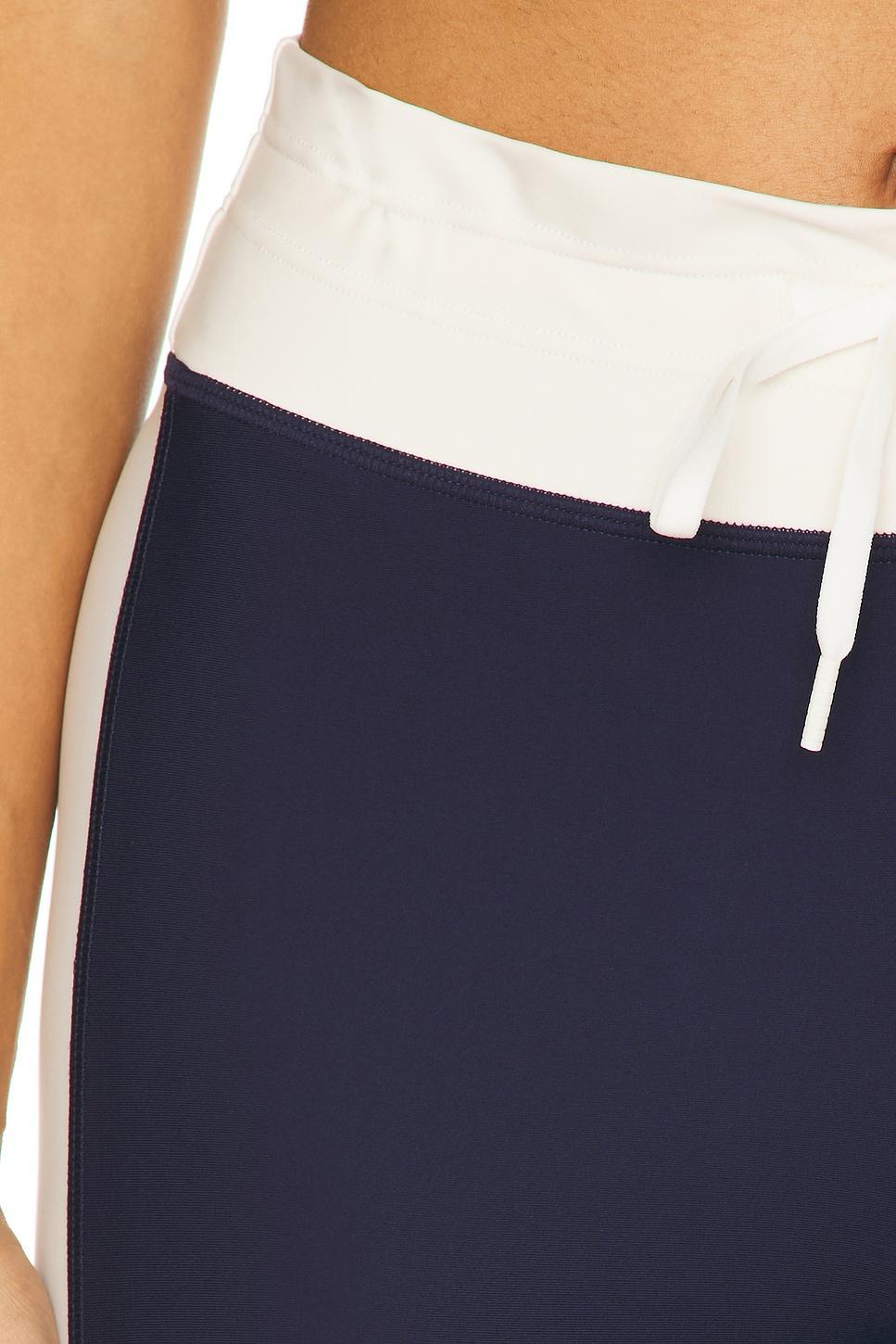 Oracle 25in Midi Pant Product Image