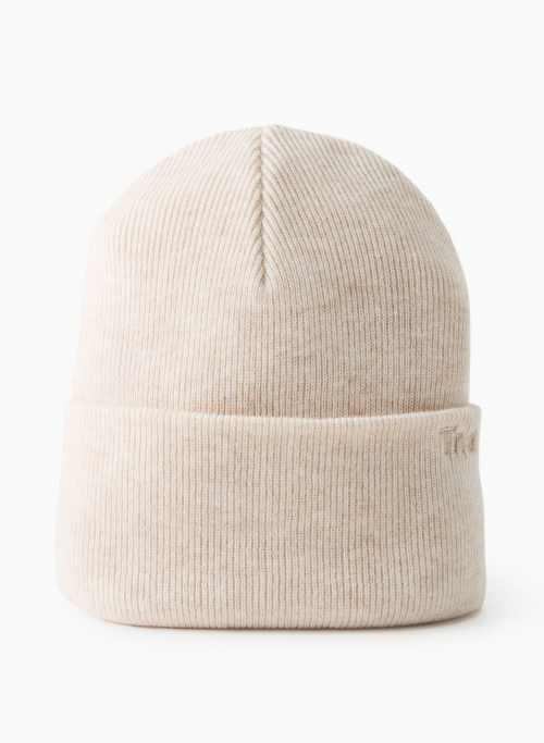 peak beanie Product Image