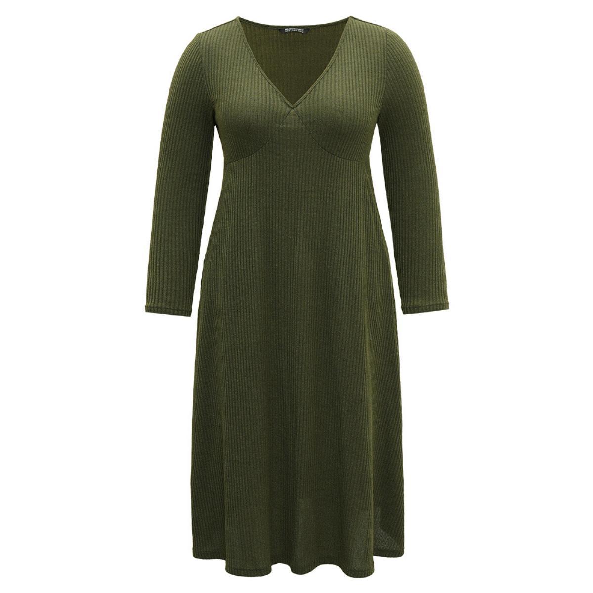 Plus Size Solid Textured V Neck Pocket Dress ArmyGreen Women Basics Texture V-neck Long Sleeve Curvy Midi Dress BloomChic 18-20/2X Product Image