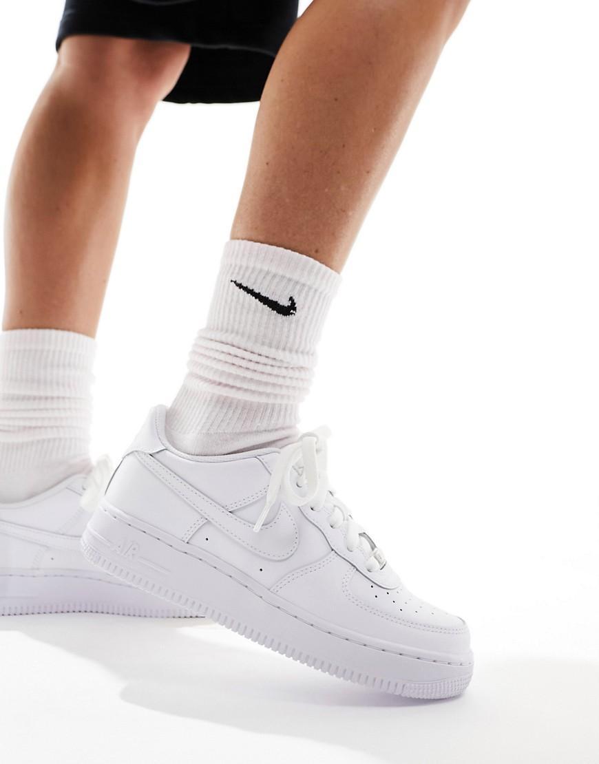 Nike Women's Air Force 1 '07 Shoes Product Image