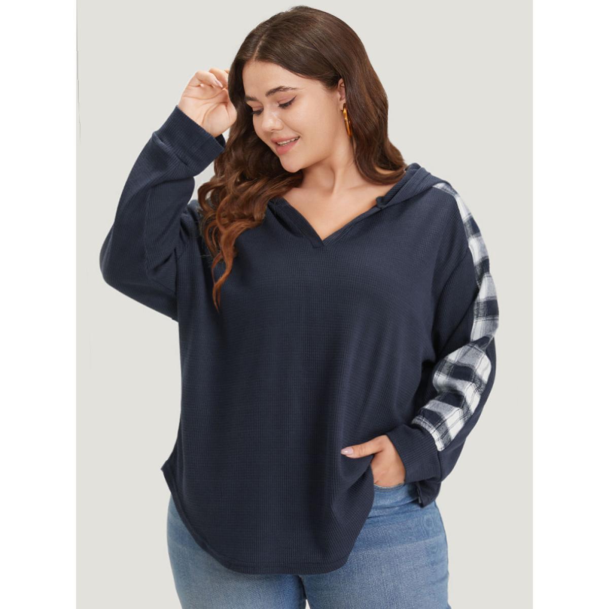 Plus Size Plaid Patchwork Hooded Plisse Sweatshirt Women Indigo Casual Elastic cuffs Hooded Everyday Sweatshirts BloomChic 28/5X Product Image