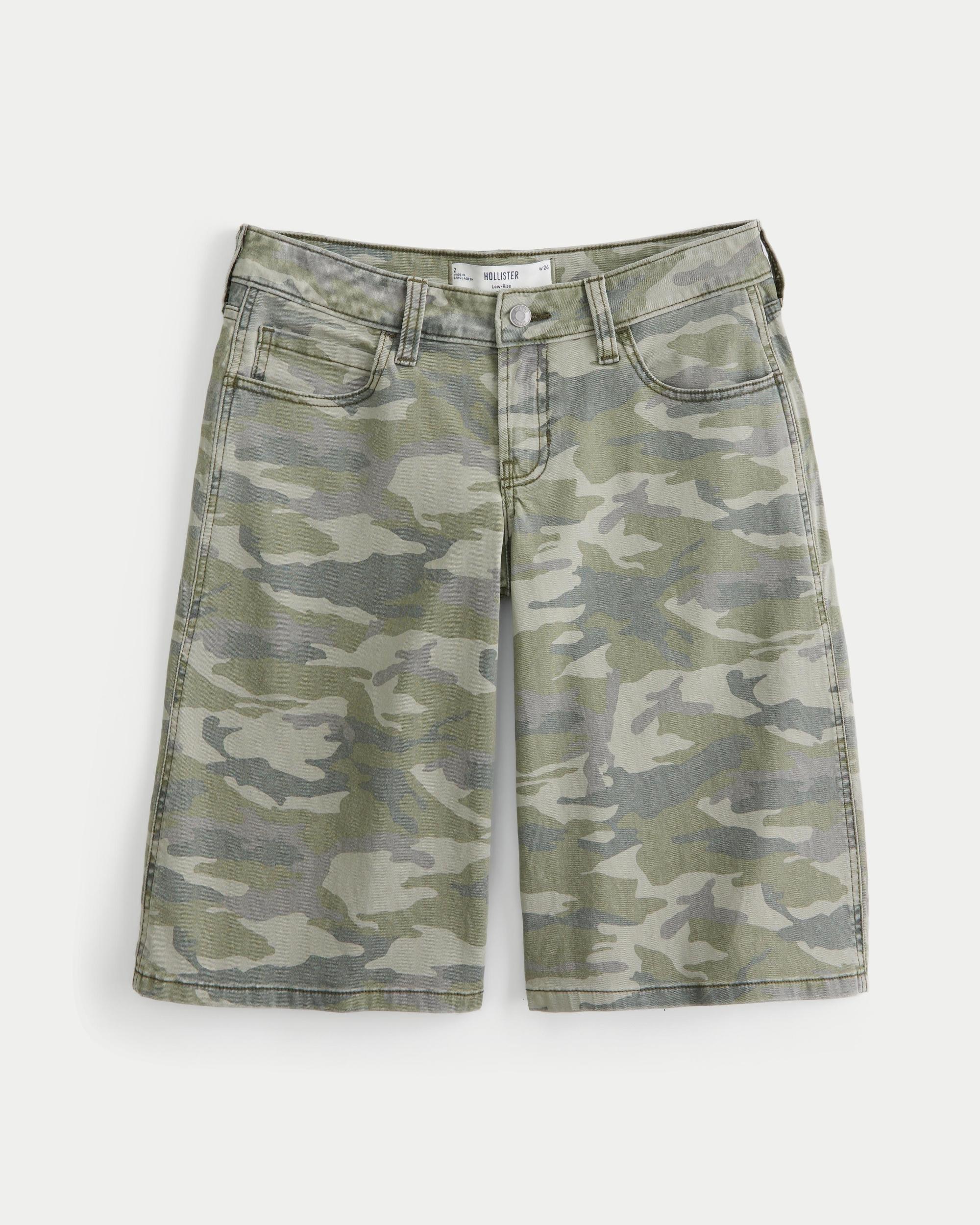 Low-Rise Camo Super Baggy Jort Product Image