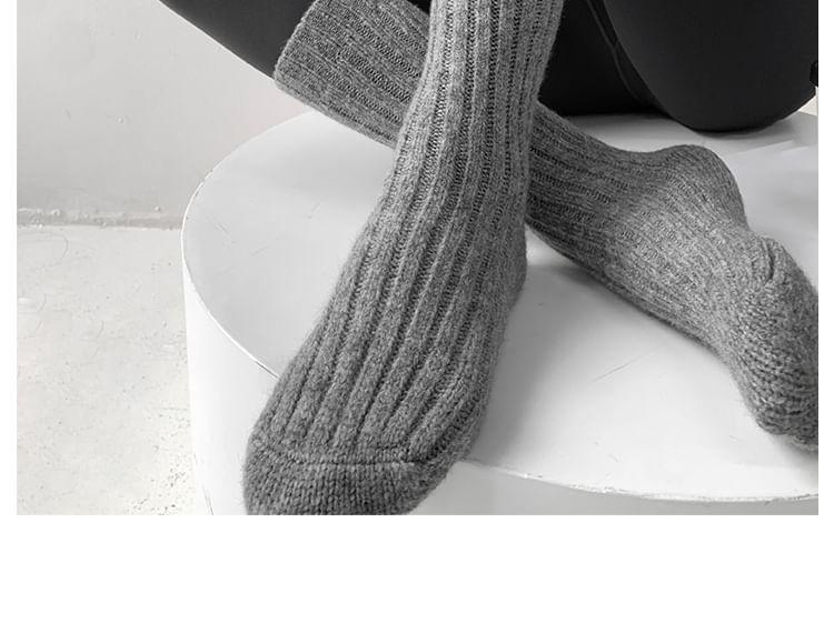 Ribbed-Knit Socks in 6 Colors Product Image