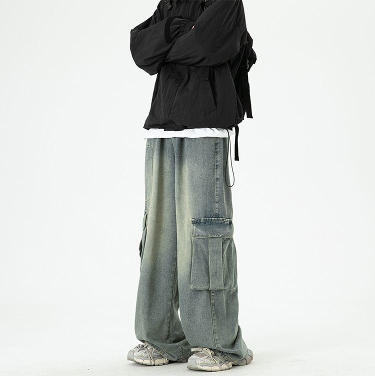 Mid Rise Washed Wide Leg Cargo Jeans Product Image