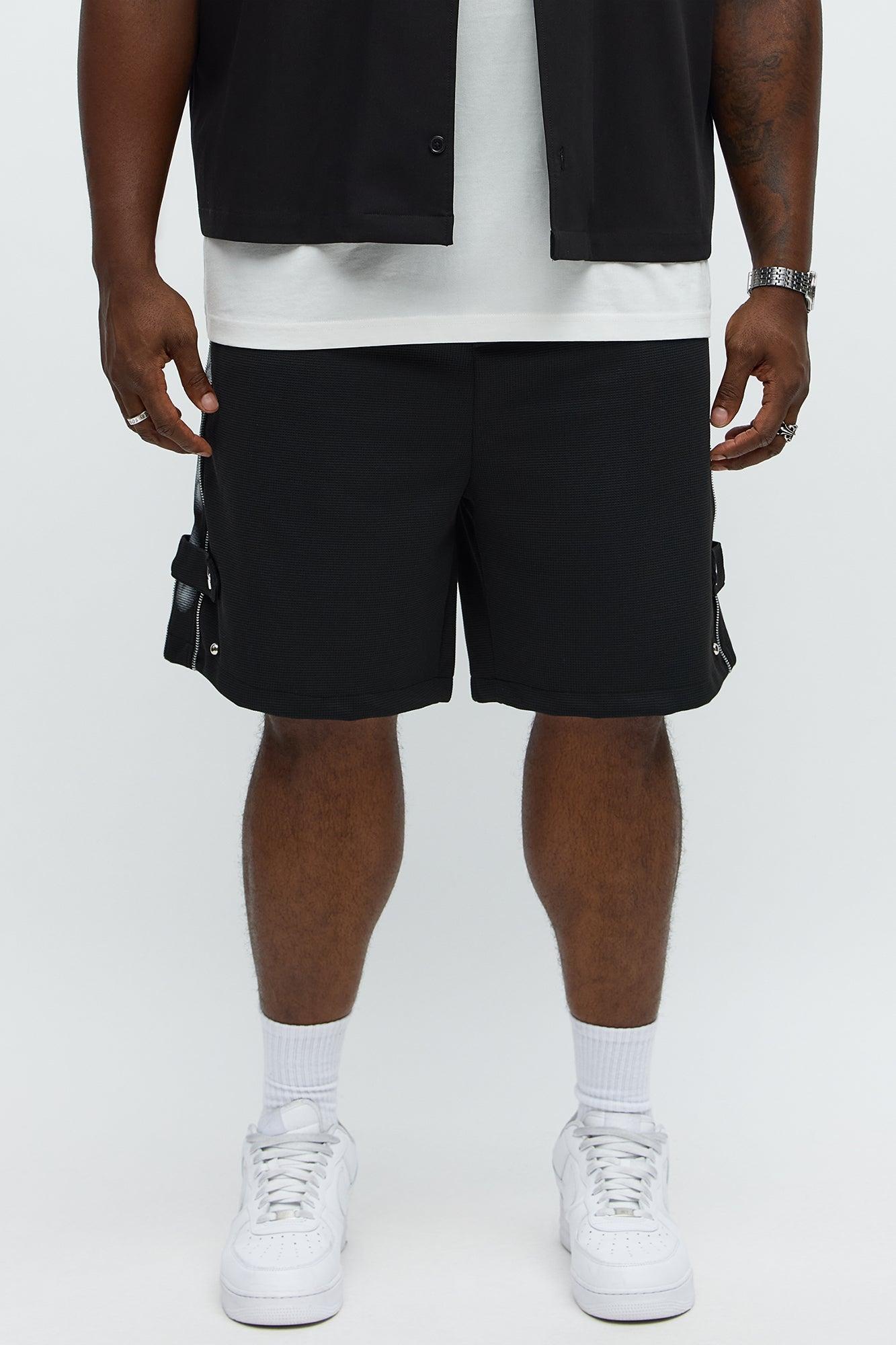 Relaxed Bright Stars Shorts - Black Male Product Image