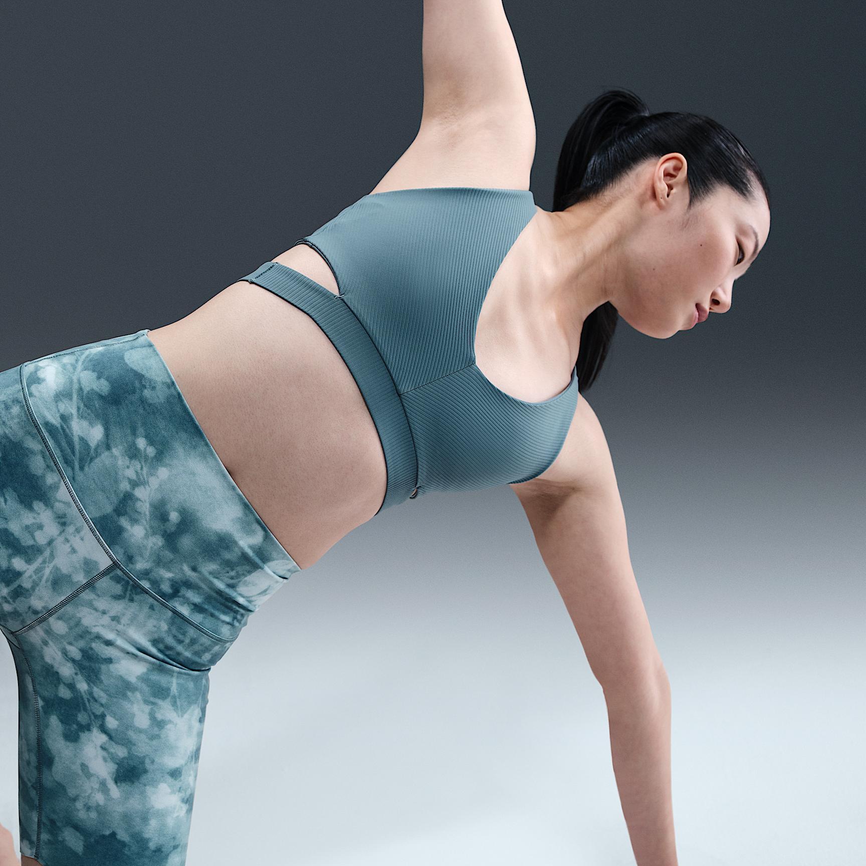 Nike Women's Zenvy Rib Light-Support Padded Sports Bra Product Image