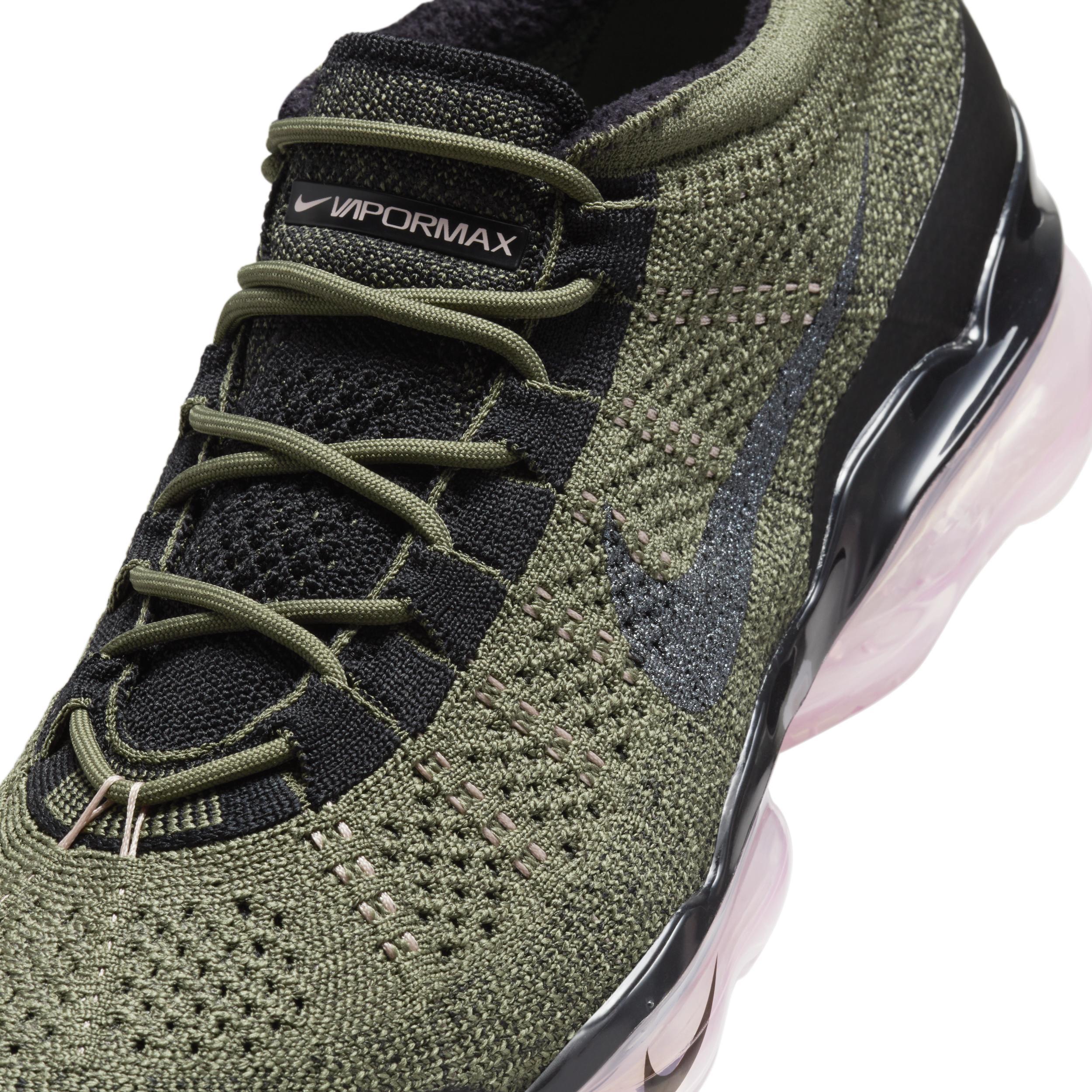 Nike Men's Air VaporMax 2023 Flyknit Shoes Product Image