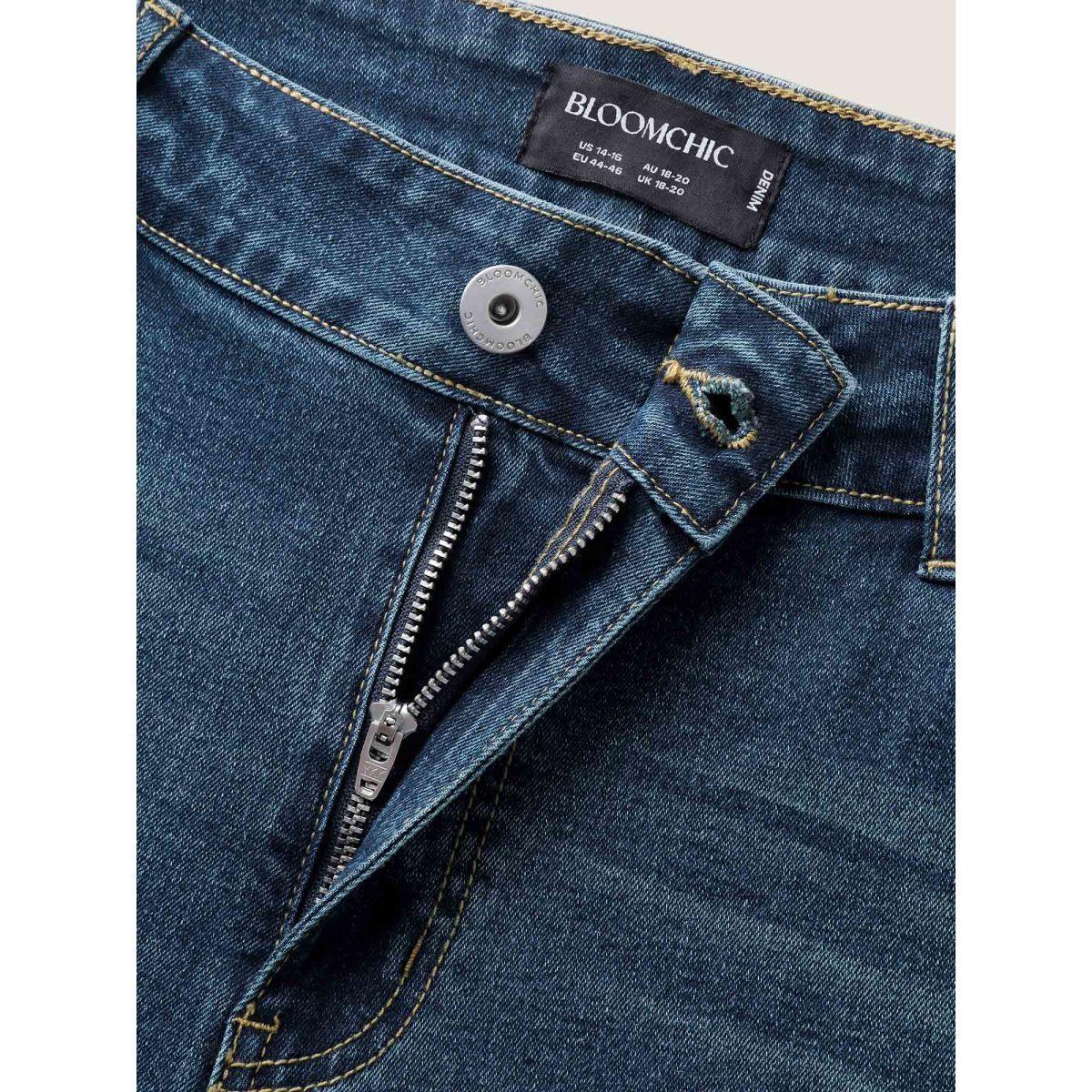Plus Size Butt Lift Mid-Rise Skinny-Fit Jeans Women Bluevintage High stretch Slanted pocket Jeans BloomChic 14/1X Product Image