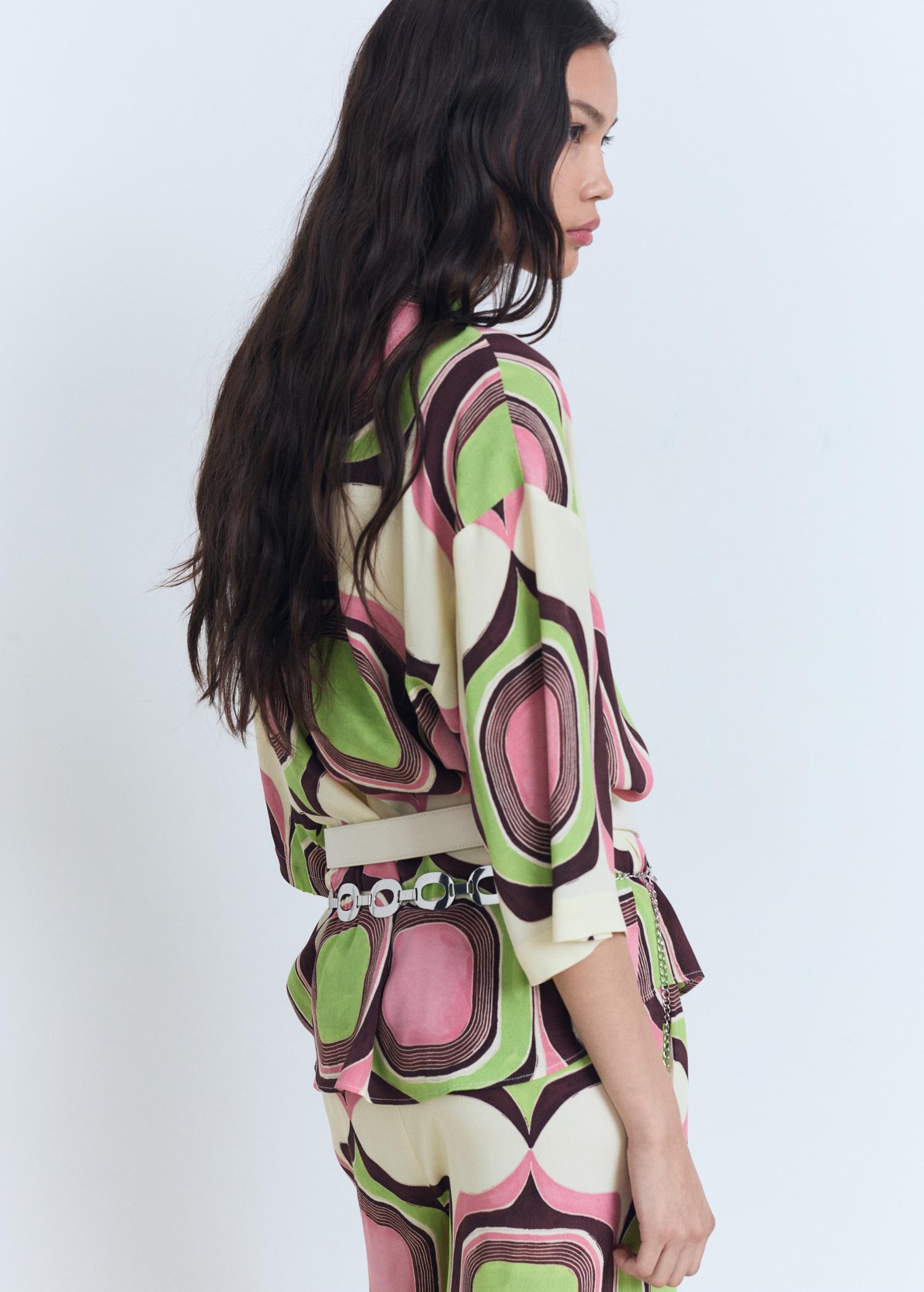 Geometric print blouse - Women | MANGO USA Product Image