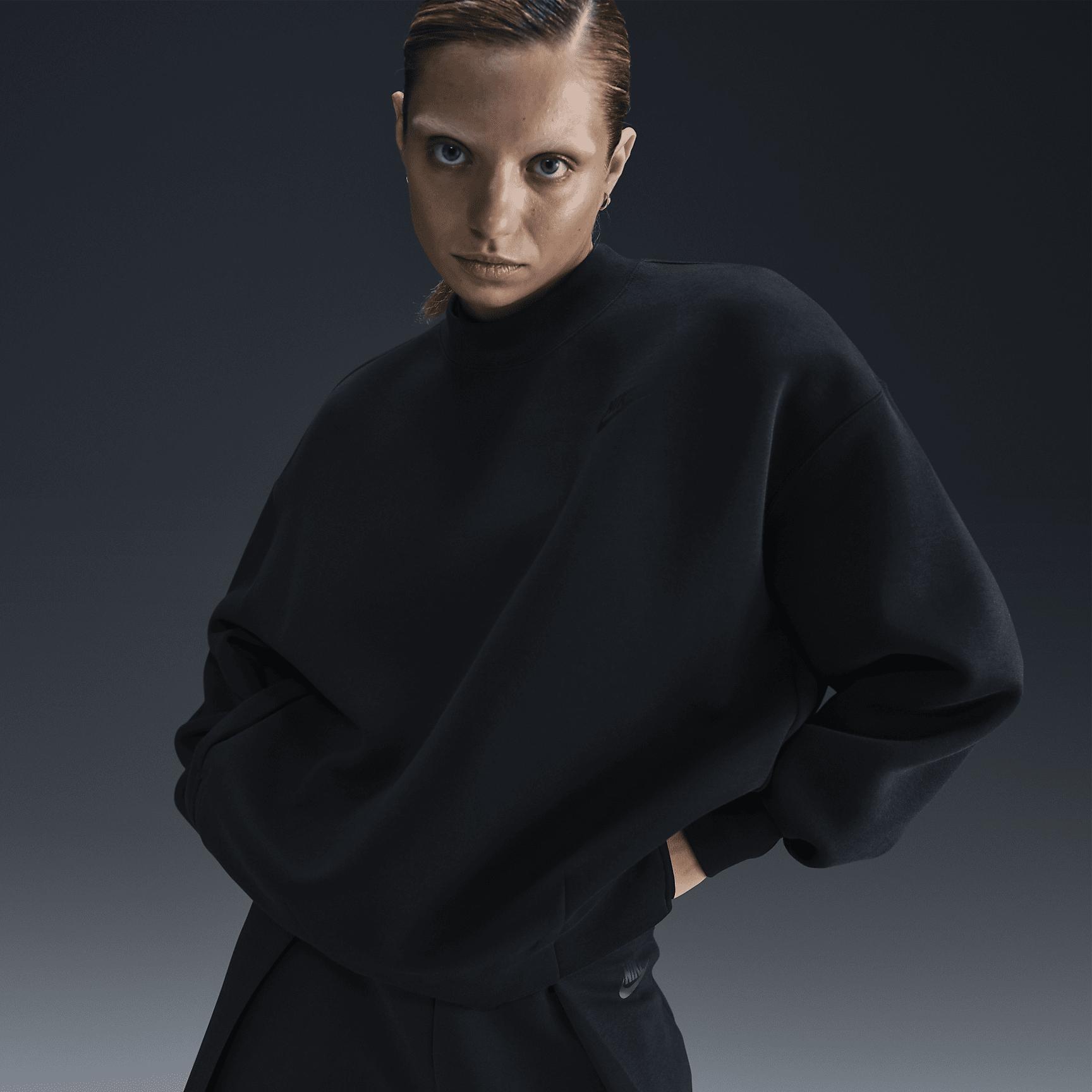 Nike Womens Sportswear Tech Fleece Oversized Crewneck Sweatshirt in Black Product Image